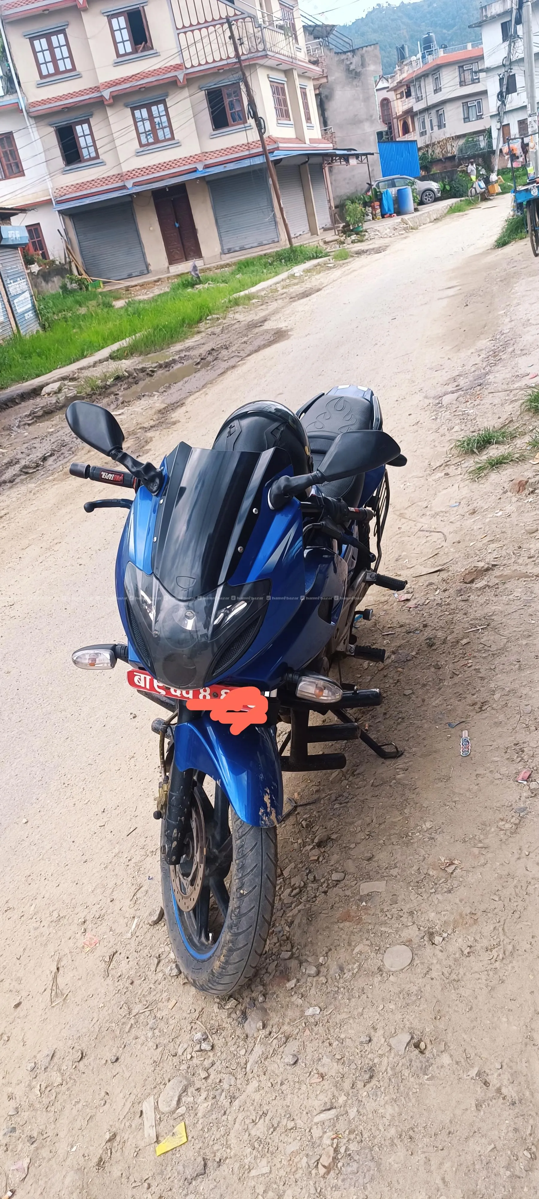 Pulsar 220f full fresh condition and smooth sound. 2