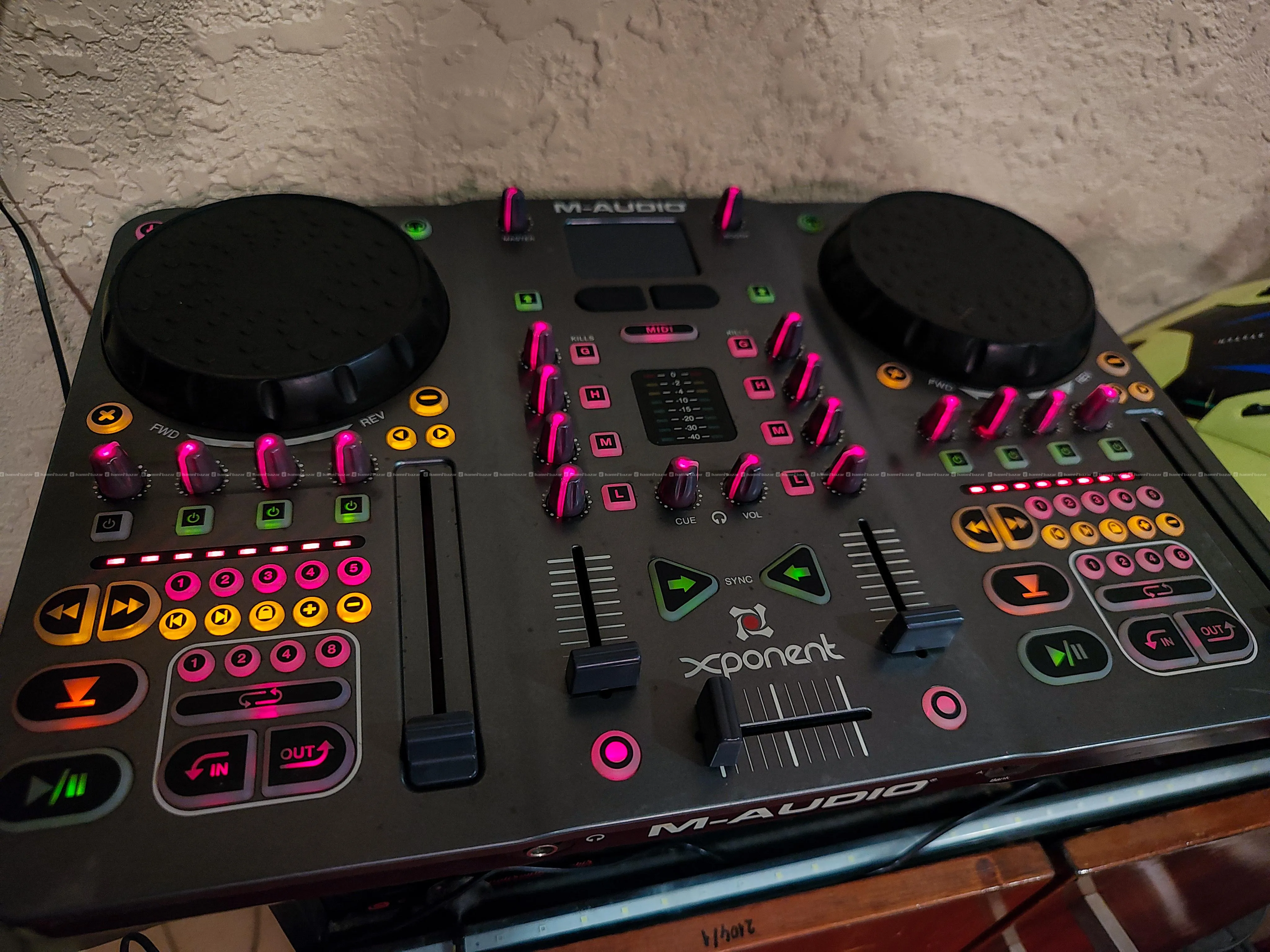 M-Audio Torq Xponent DJ Controller 2