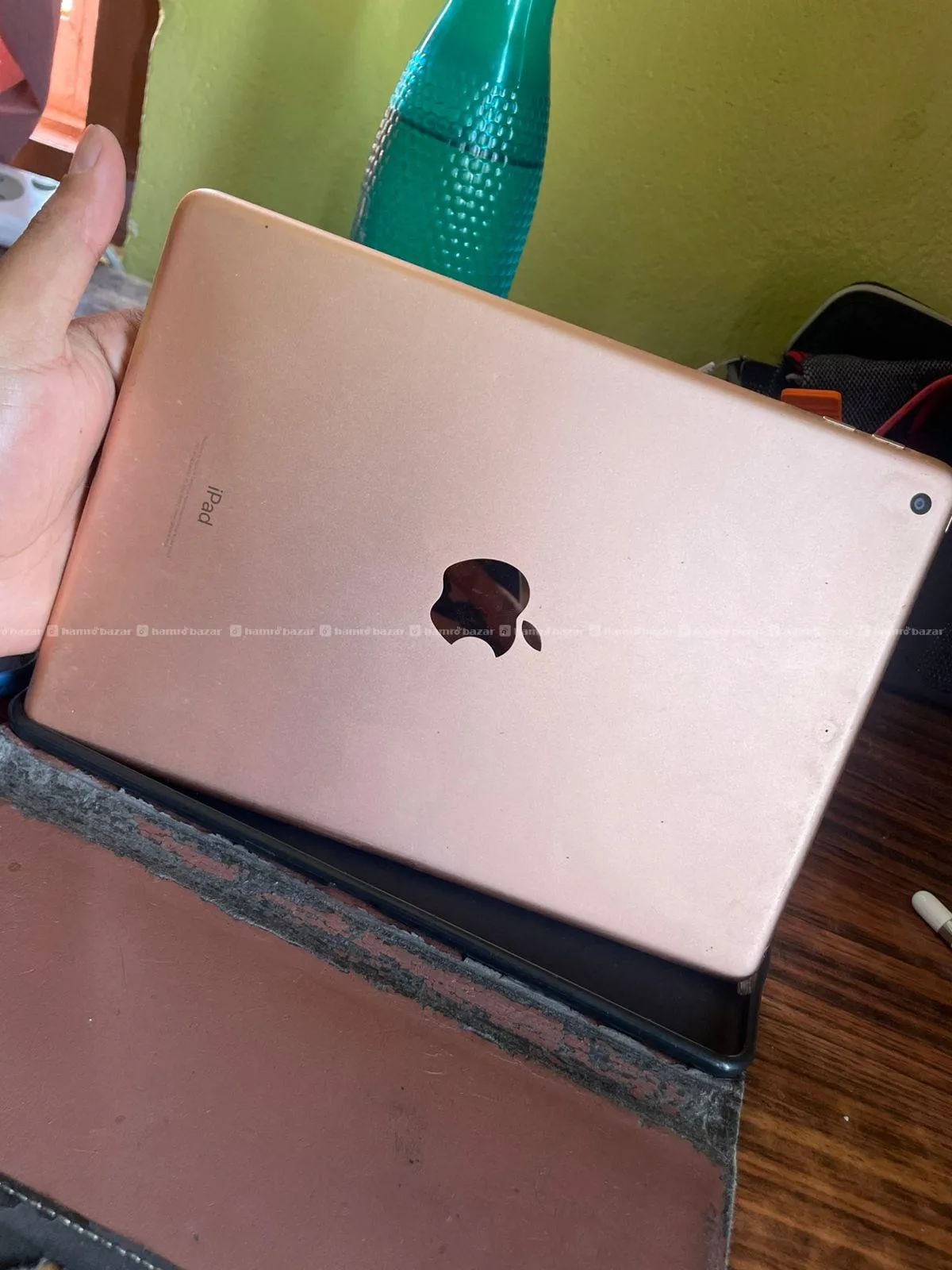 iPad 6th Gen (Rose Gold) + Apple Pencil 1st Gen 2