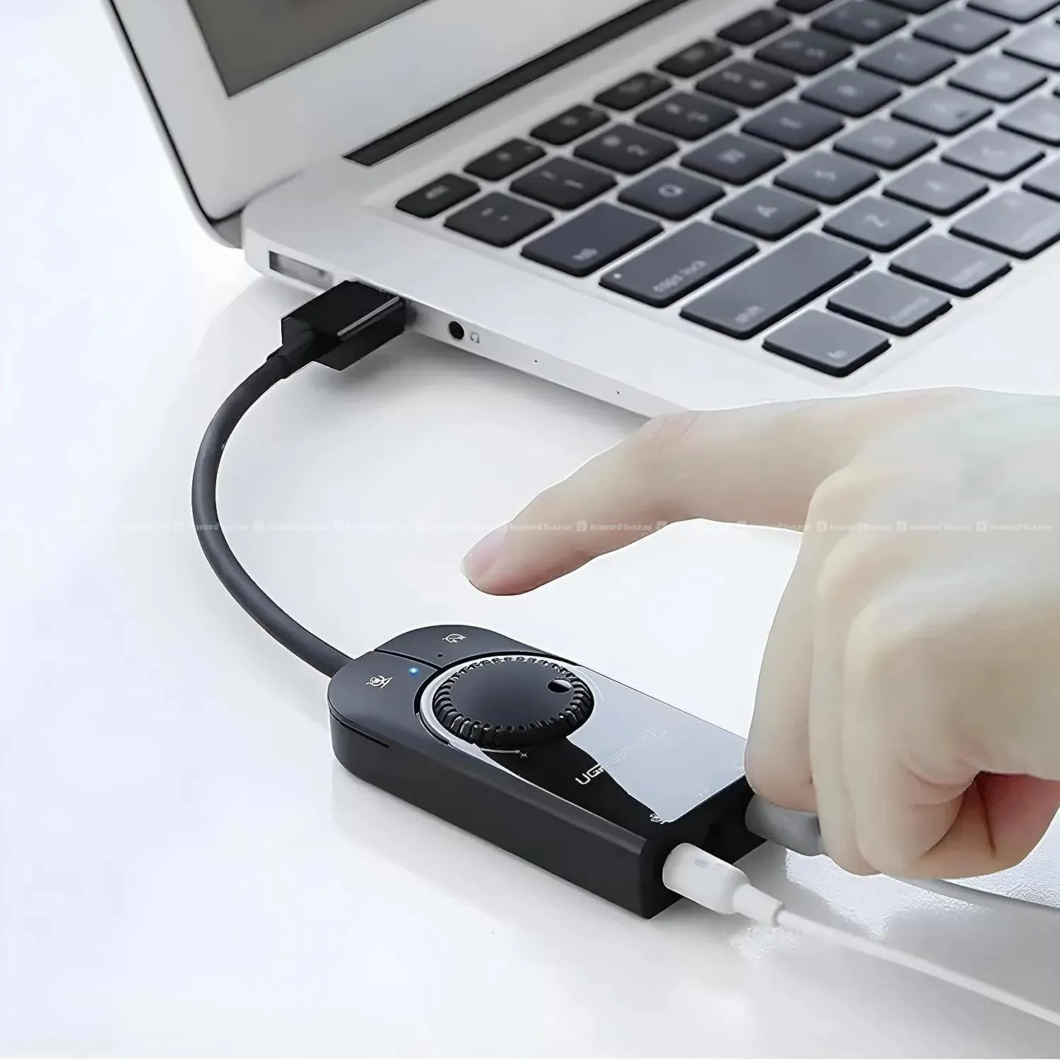 UGREEN USB 2.0 External Stereo Sound Adapter 3