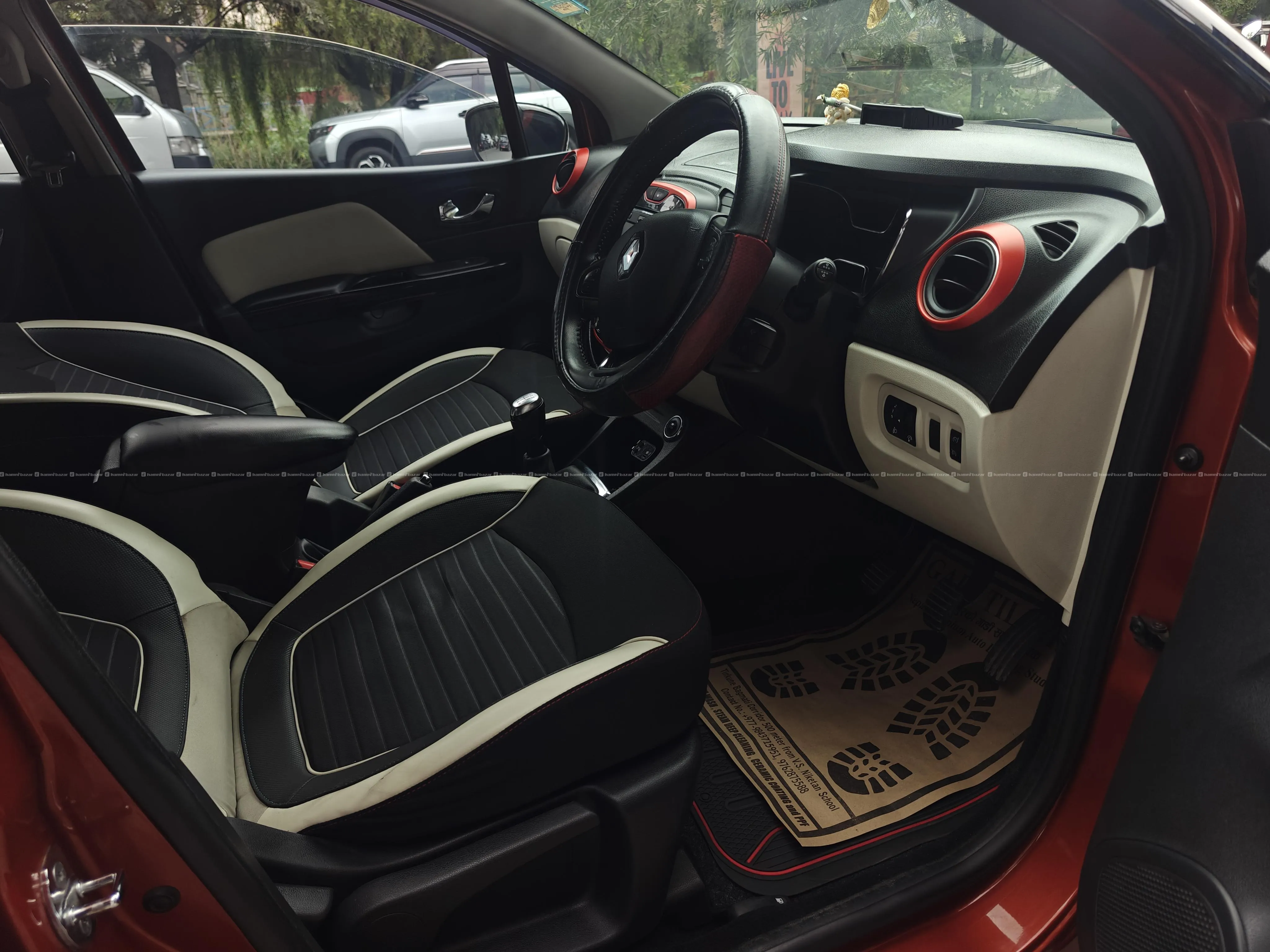 Renault Capture Full otion on Sale 2