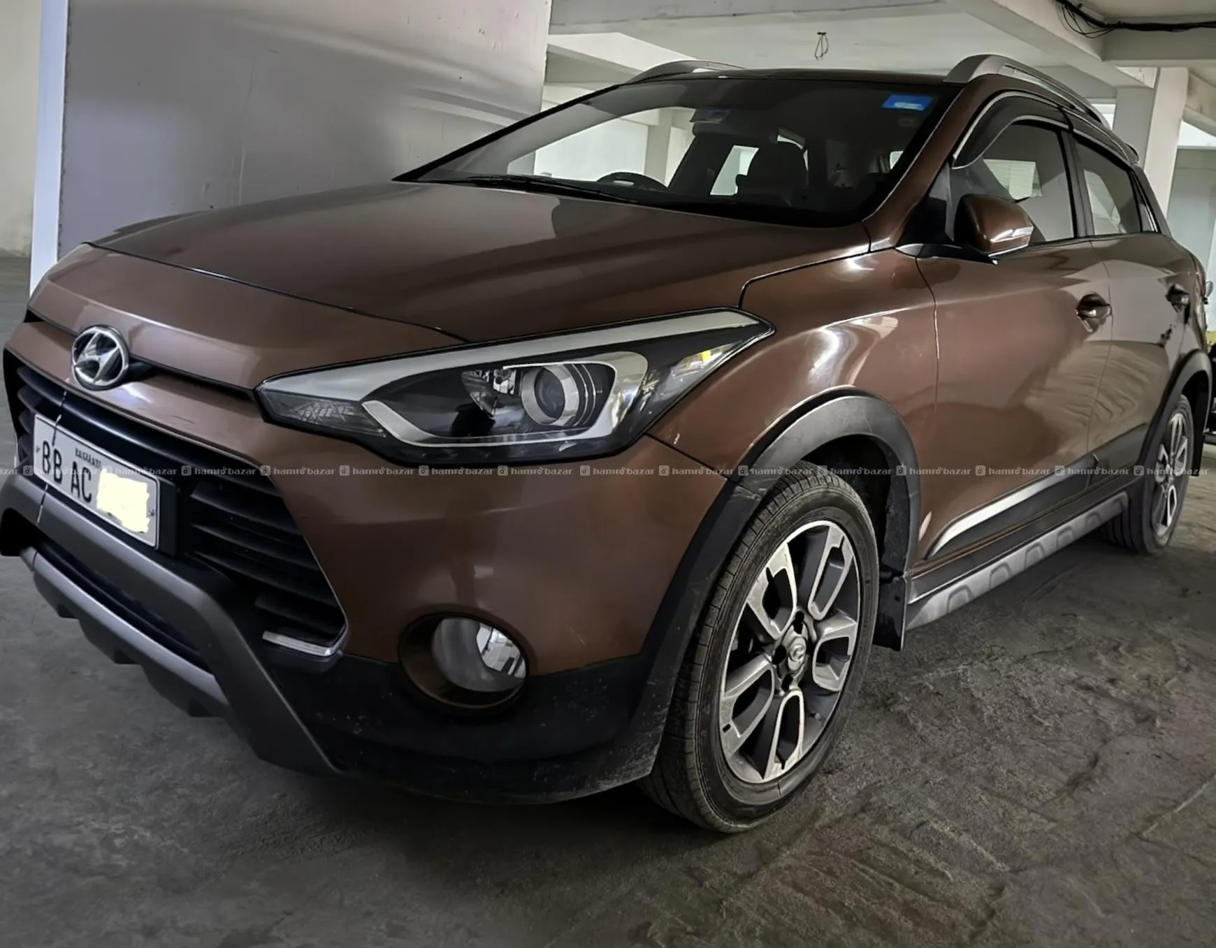 i20 Active S (Full Option), Single Hand 5