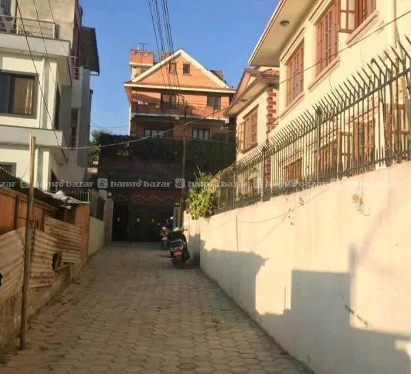House Sale @ Basundhara 2