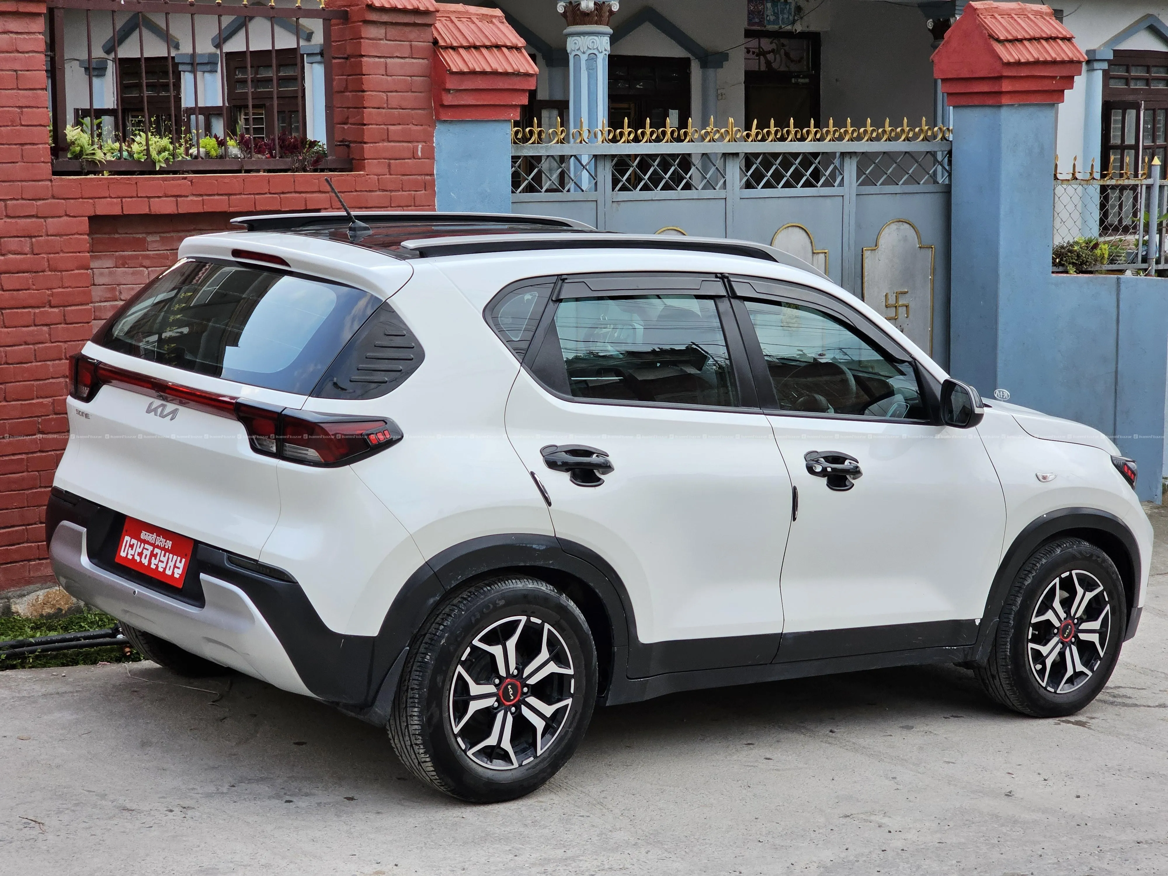 like new kia sonet 2023 model 8