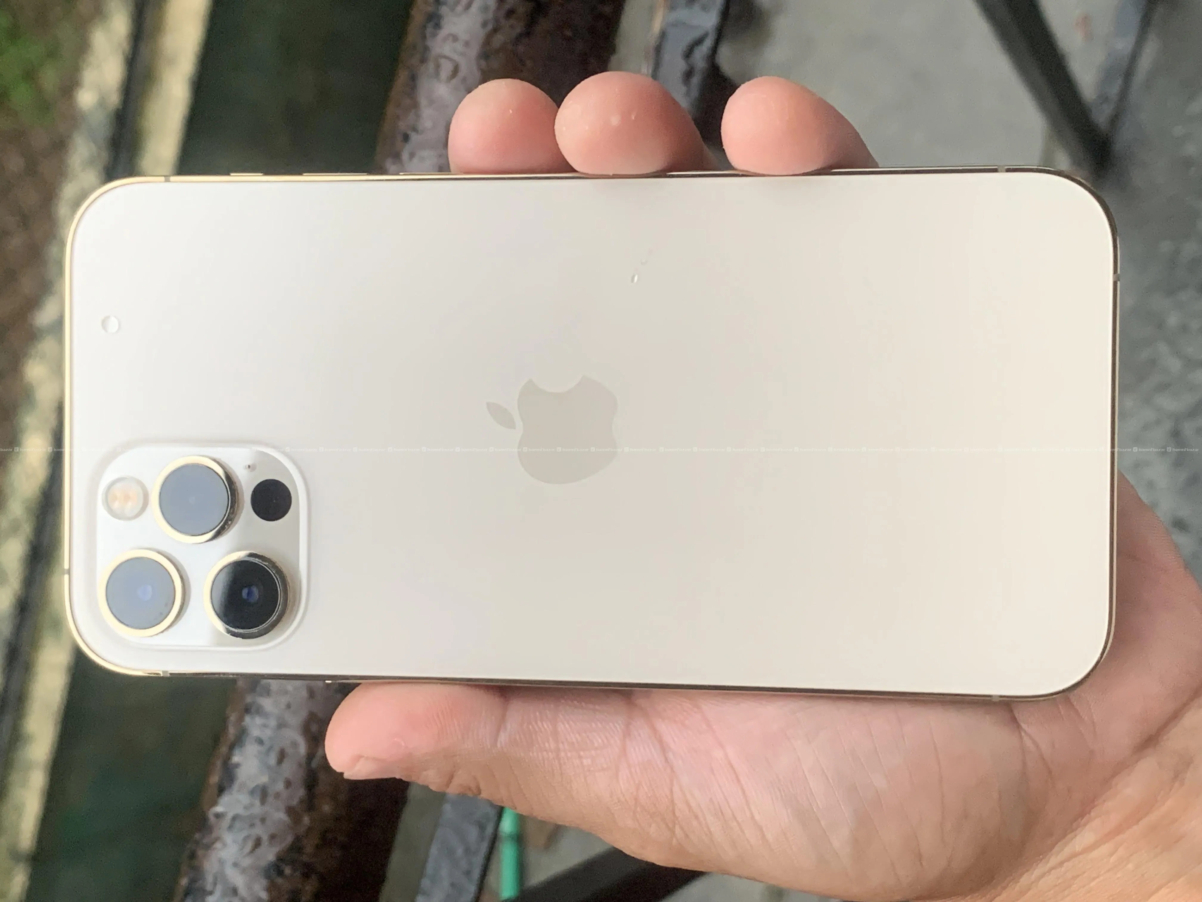 IPhone 12 pro 128GB GOLD 2