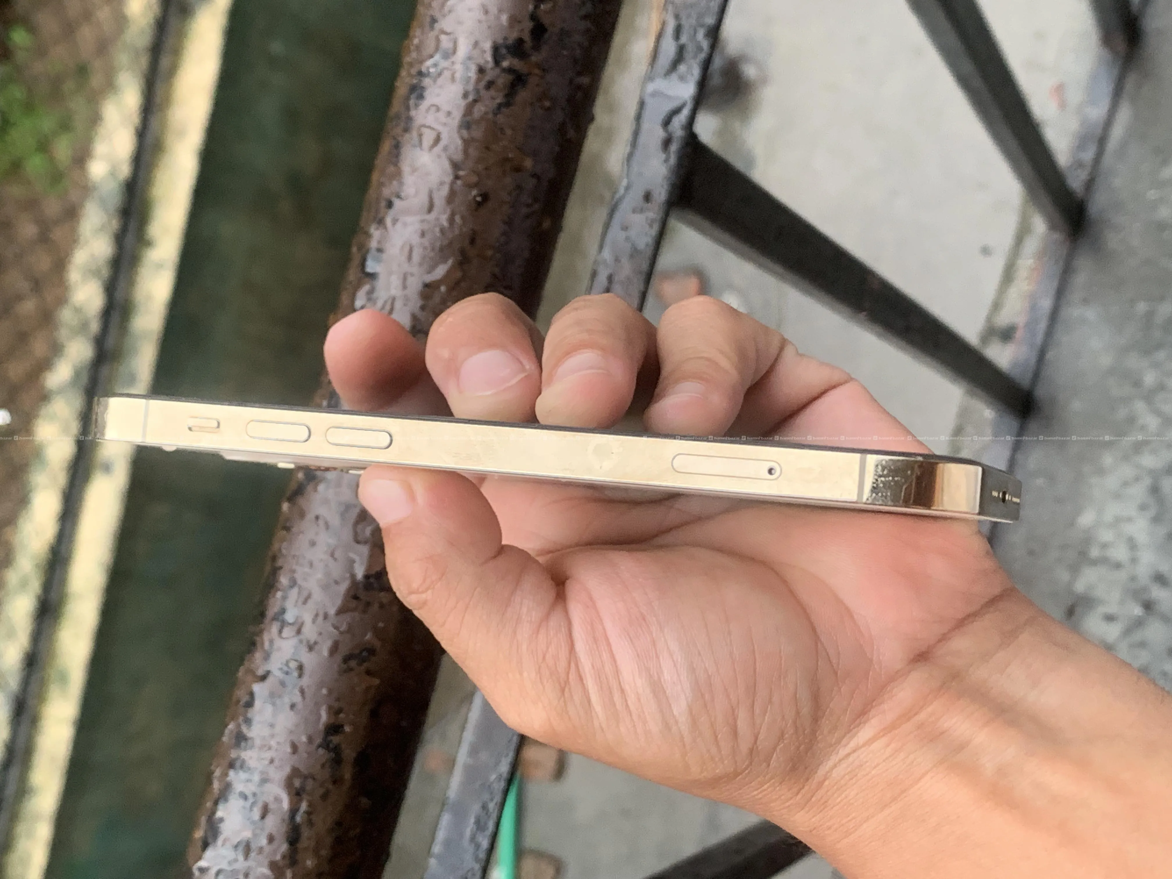 IPhone 12 pro 128GB GOLD 7