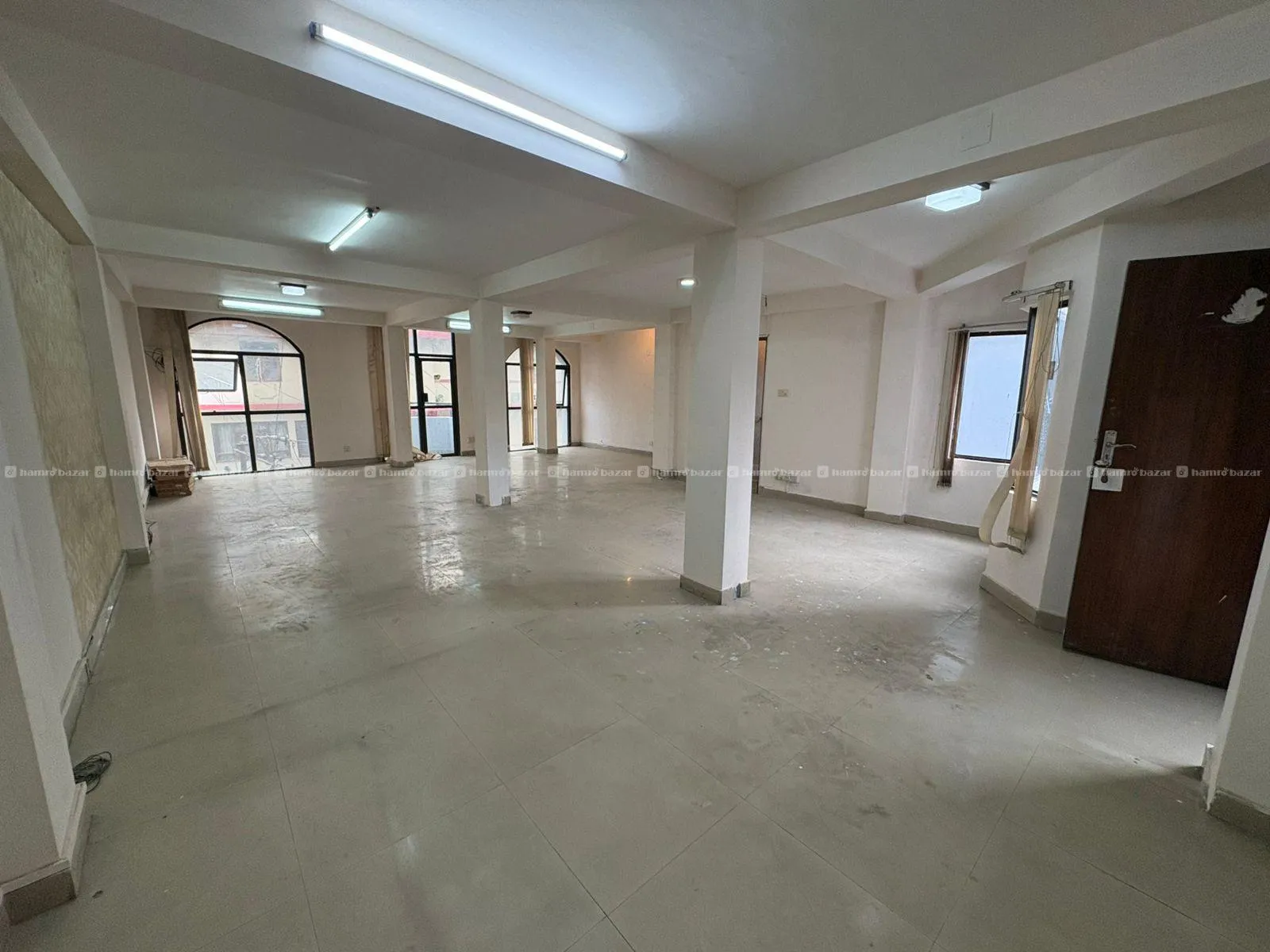 Commercial Space for rent in Jamal 5