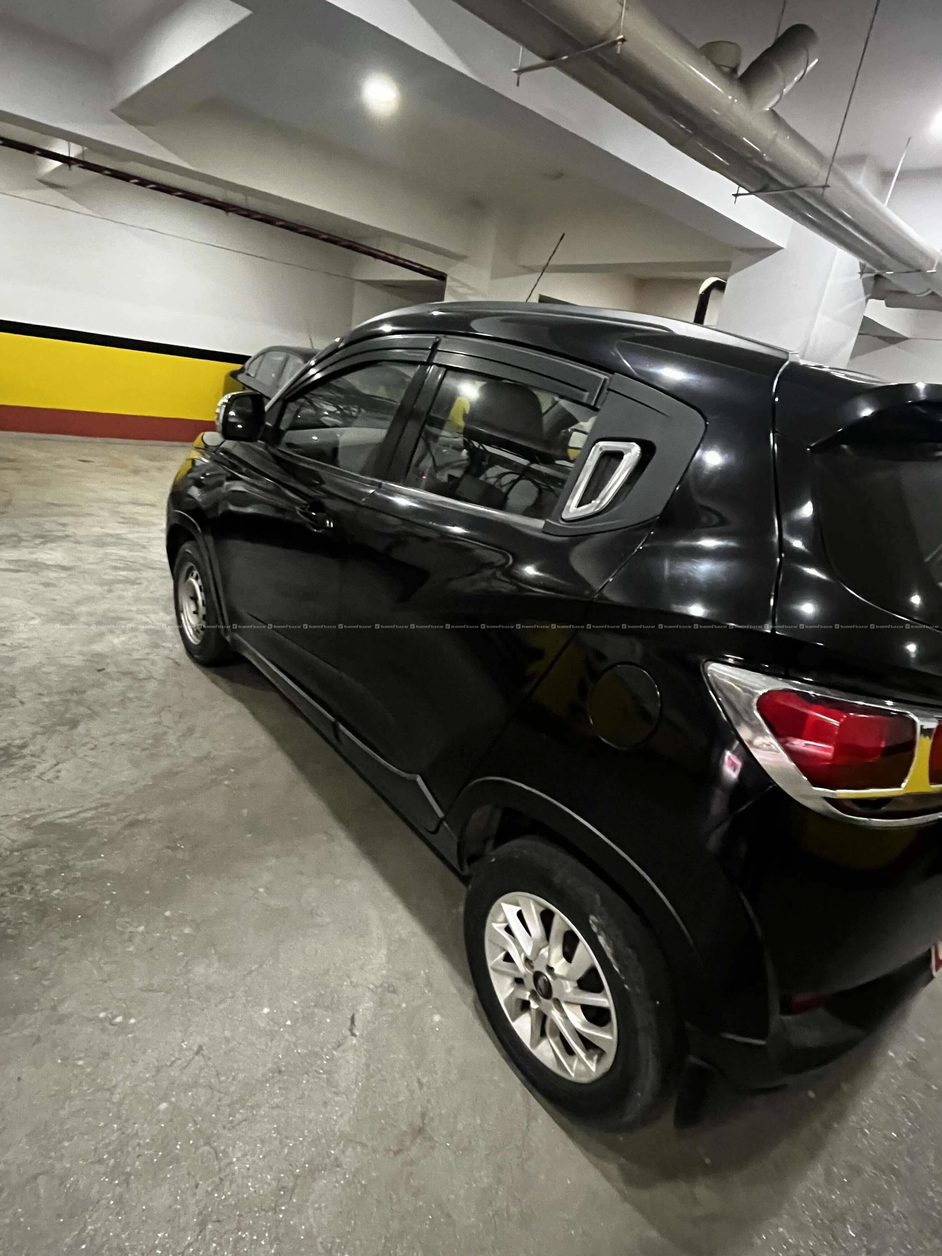 Mahindra-KUV 800-SALE 5