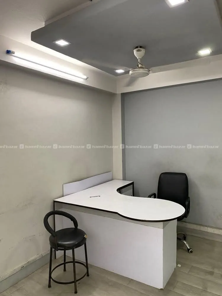 Spacious 4th Floor Rental Unit 4