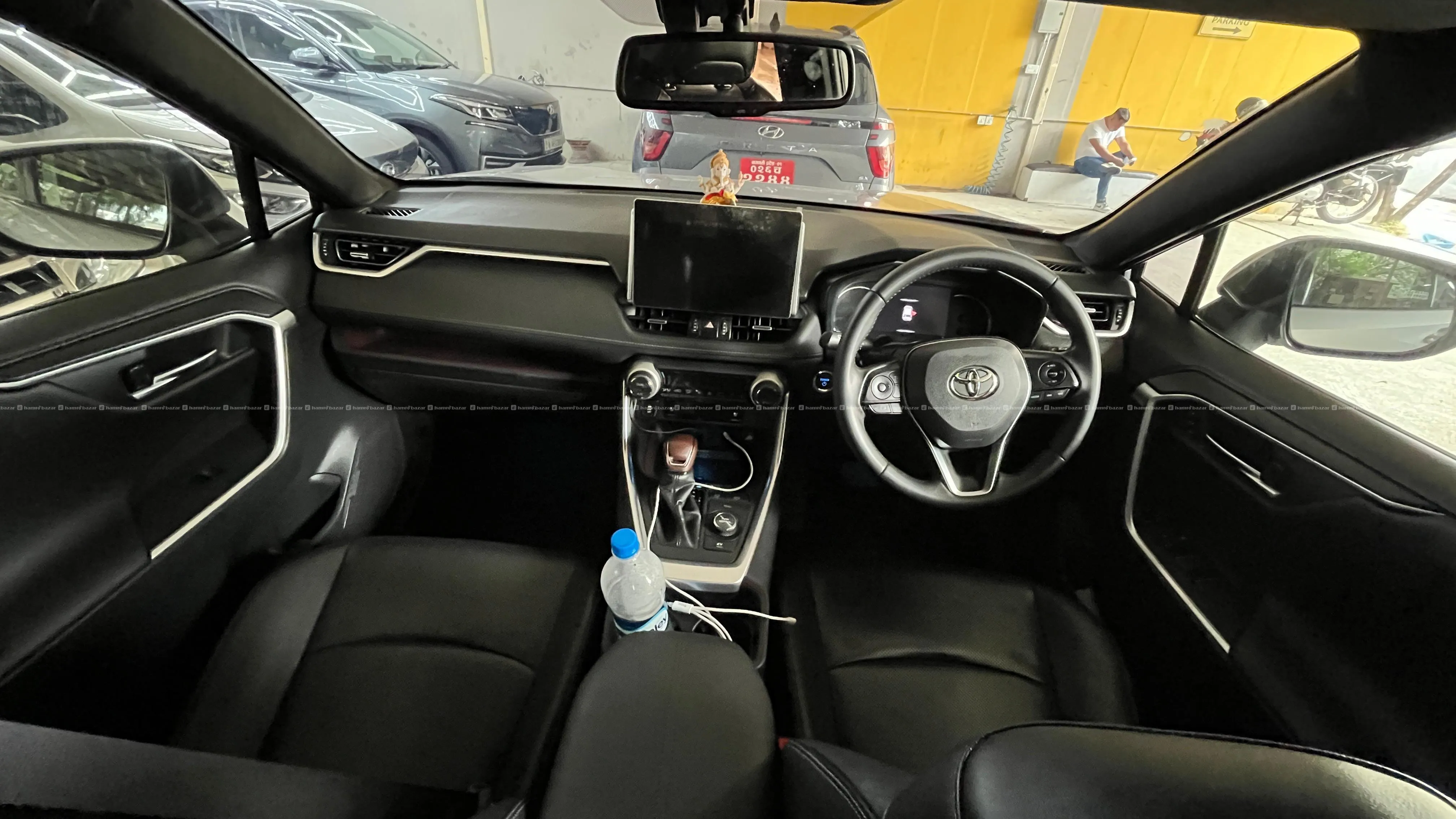 on sale toyota rav4 hybird 2021 model 4