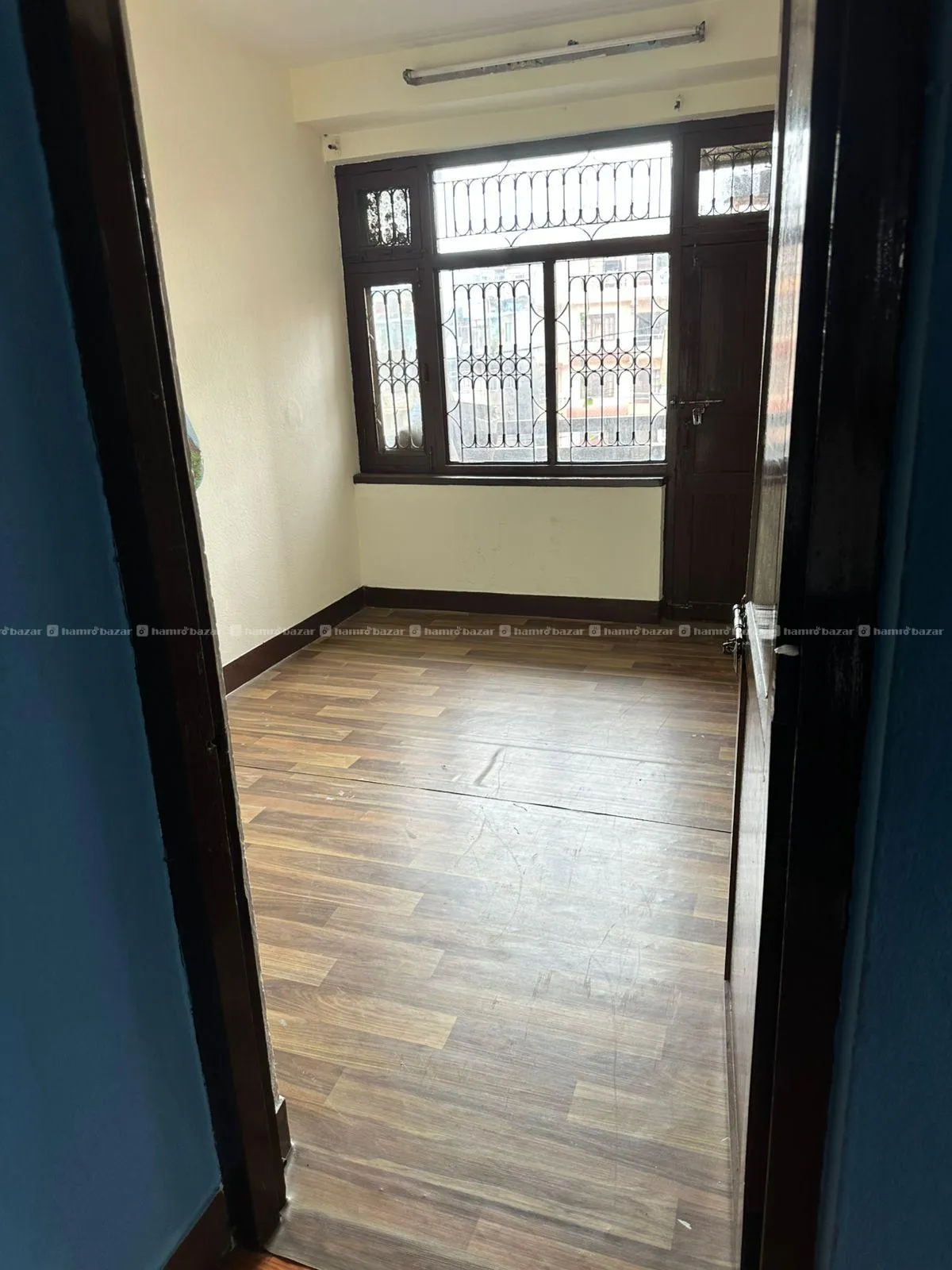 office on sell 3