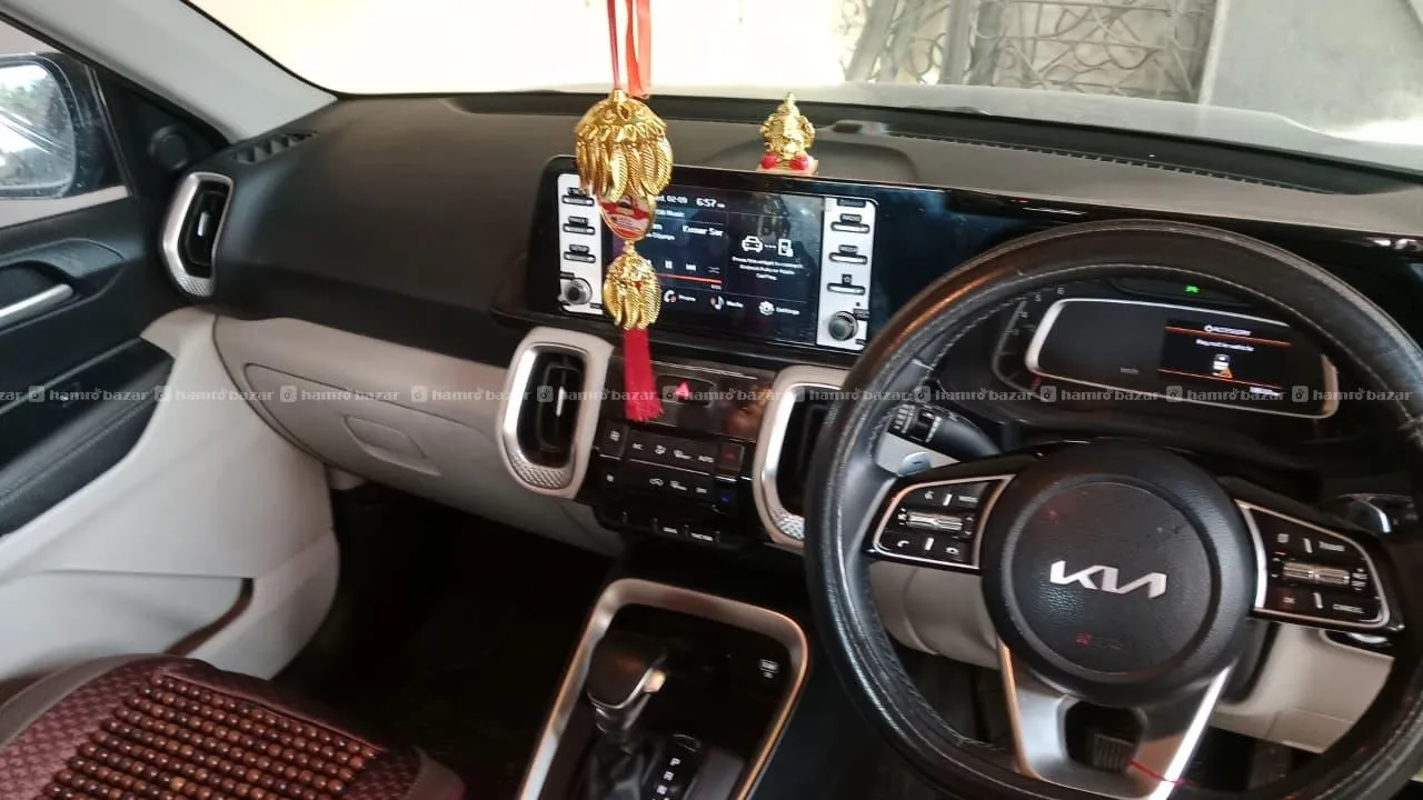 KIA Sonet 2022 Automatic Full Option Like New 6