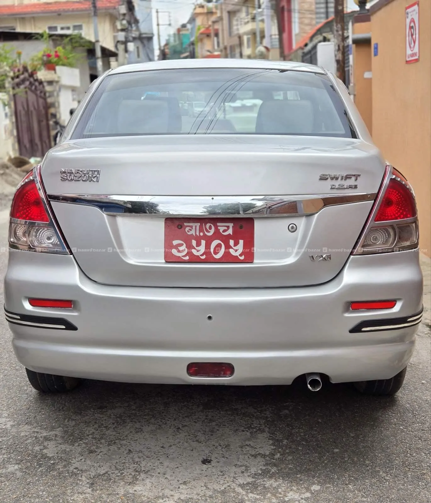 OLD MAN USED MARUTI SUZUKI RESALE KING SWIFT DZIRE 4