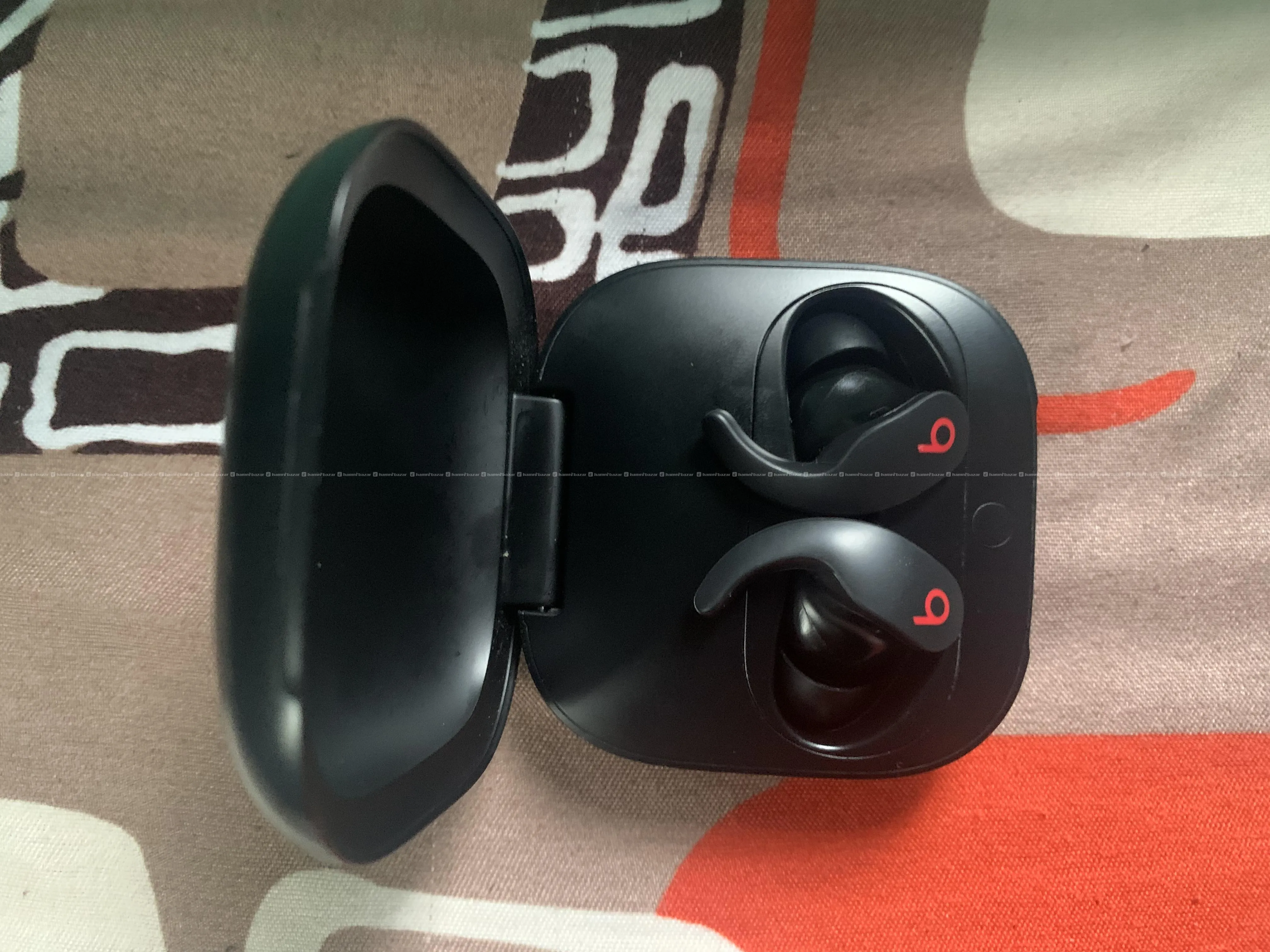 airbuds-beats fir pro 4