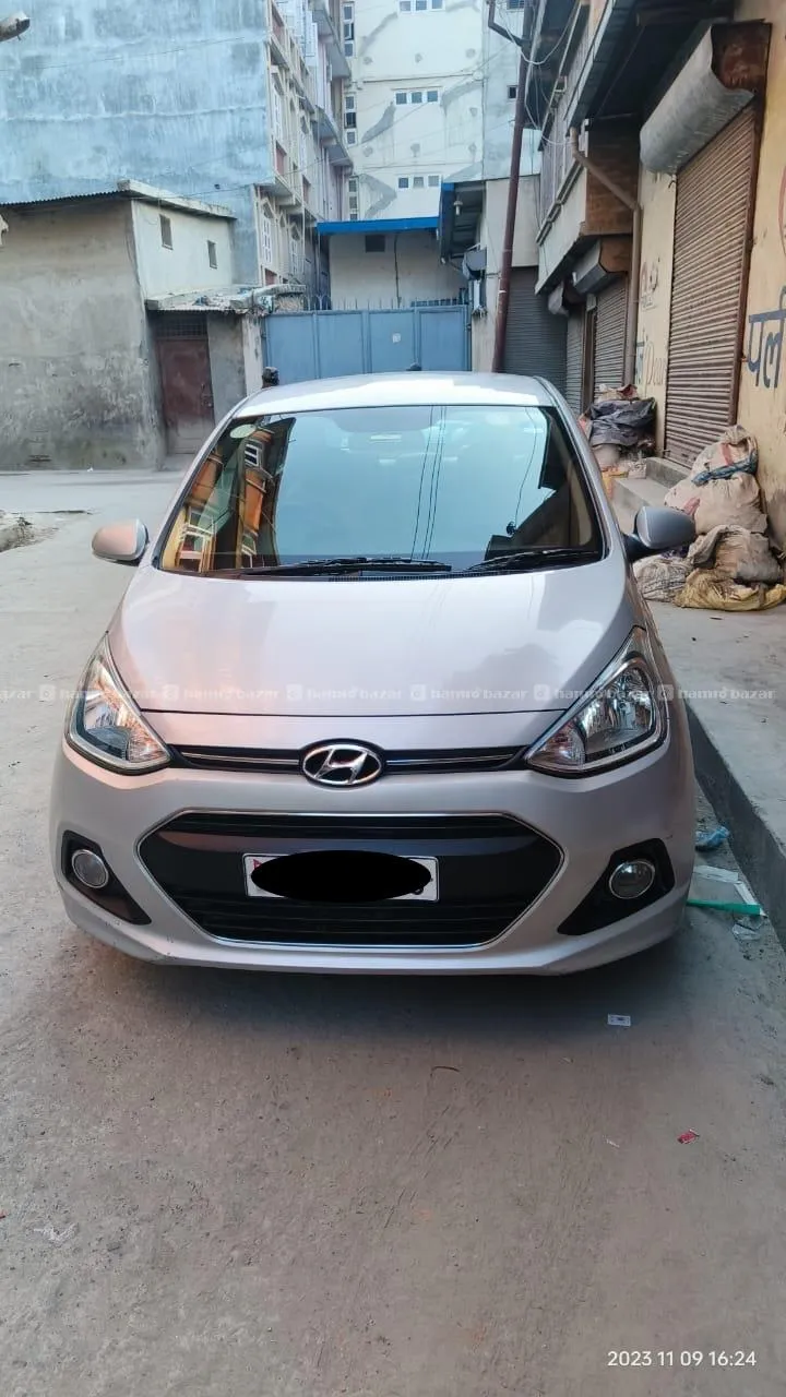 Hyundai Xcent S Late 2015 3
