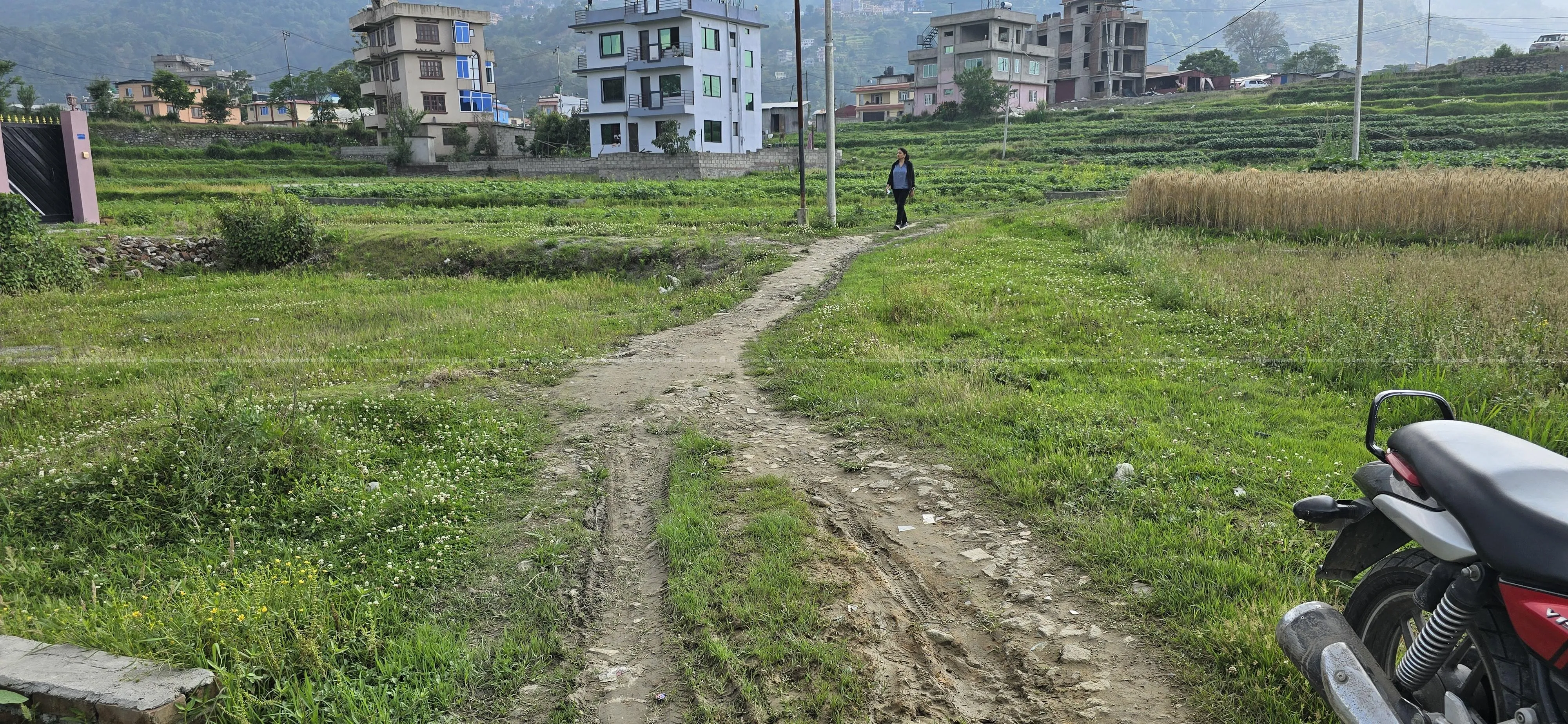 PRIME RESIDENTIAL LAND FOR SALE AT DISCOUNTED RATE 2