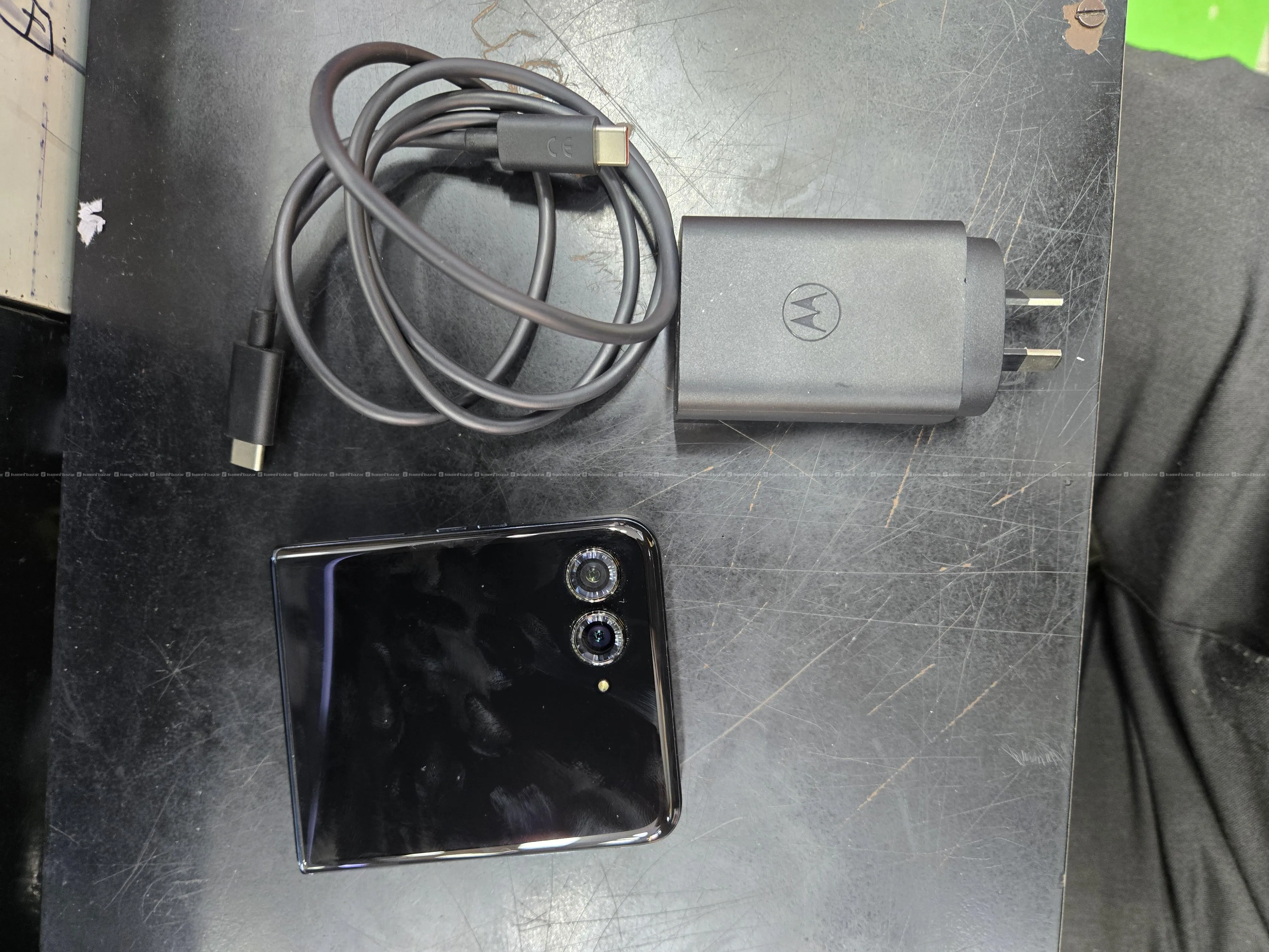 Motorola Razr 50 Ultra (12/512) 6