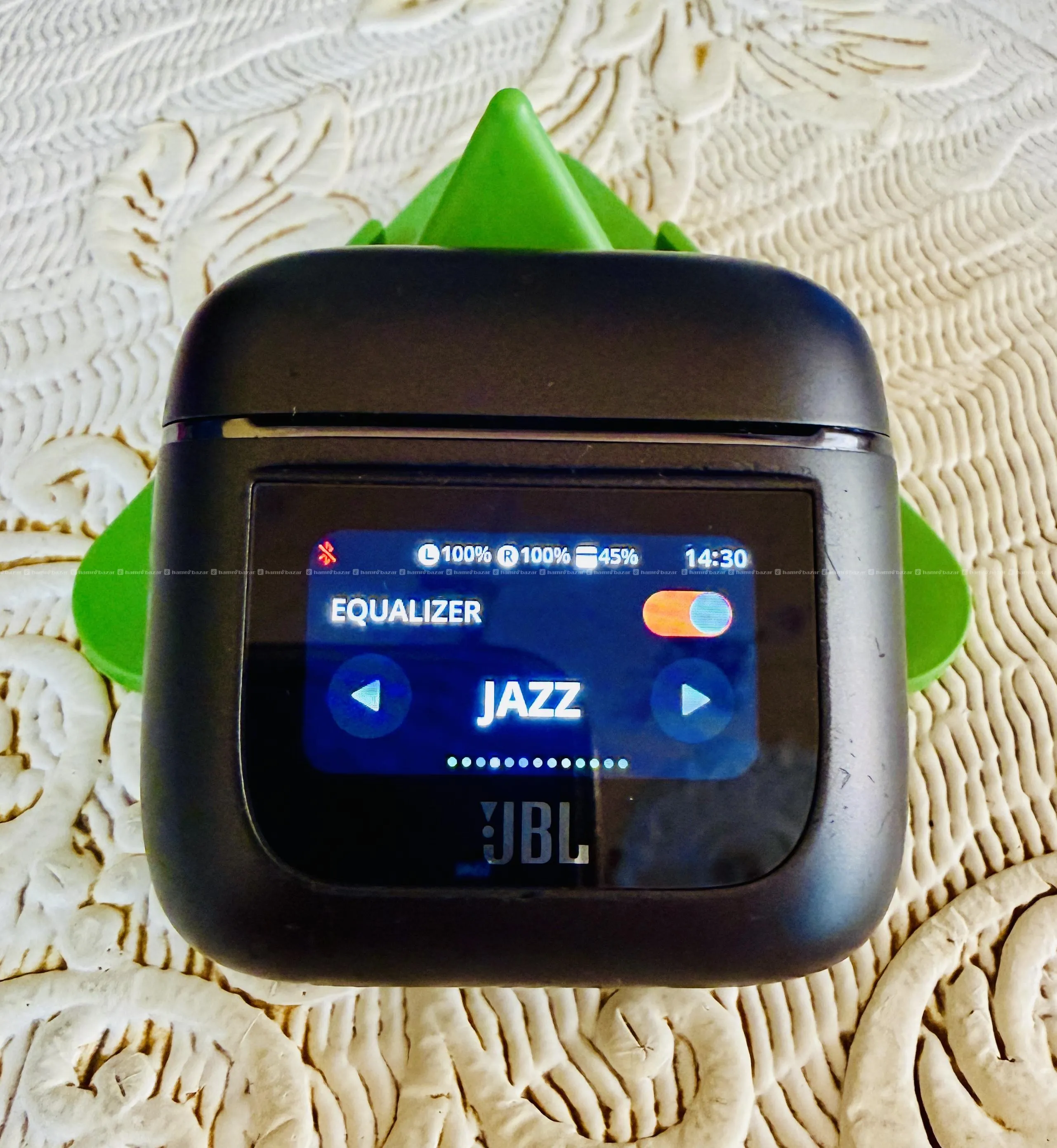 JBL TOUR PRO 2 wireless earbuds 2