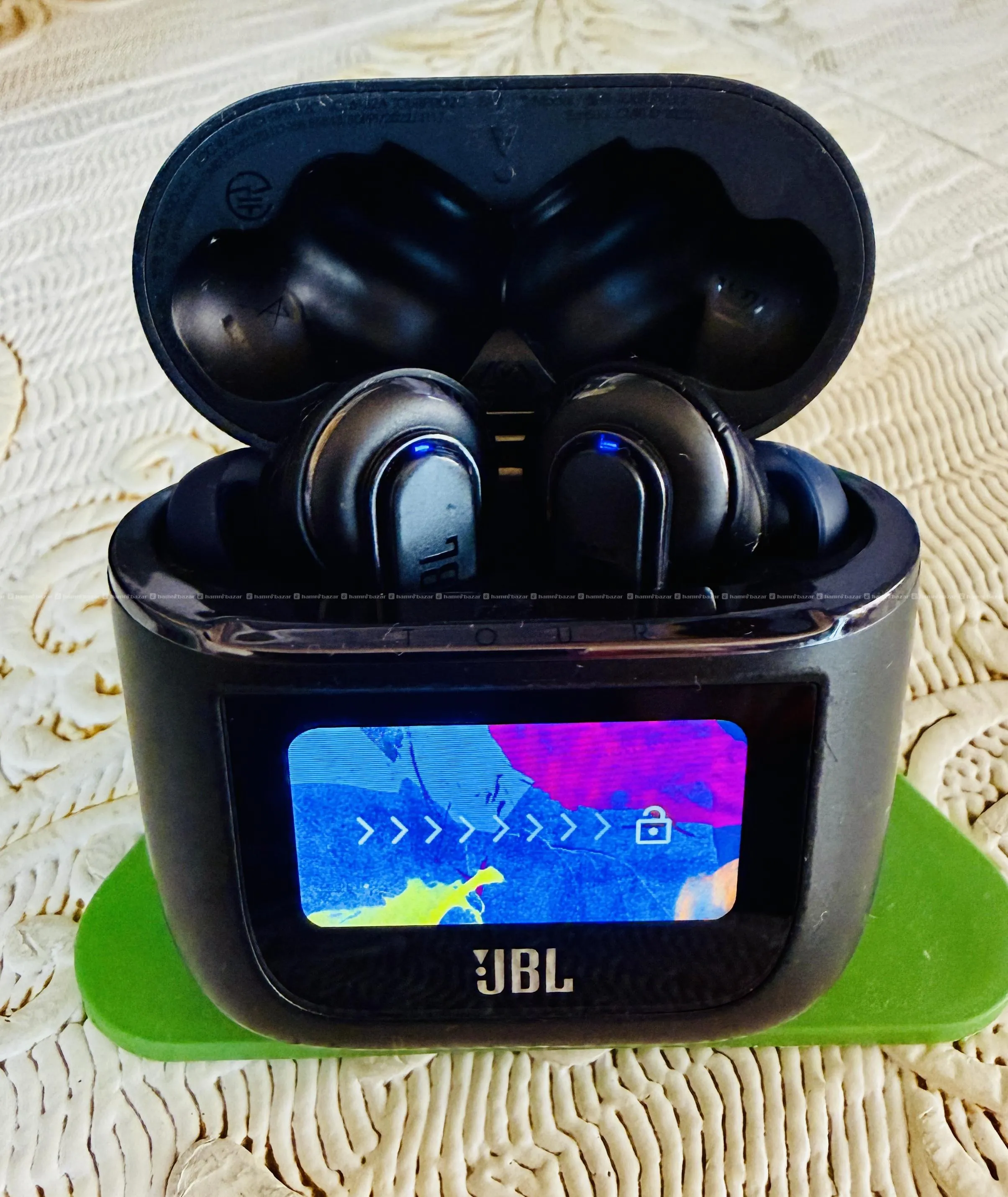 JBL TOUR PRO 2 wireless earbuds 6