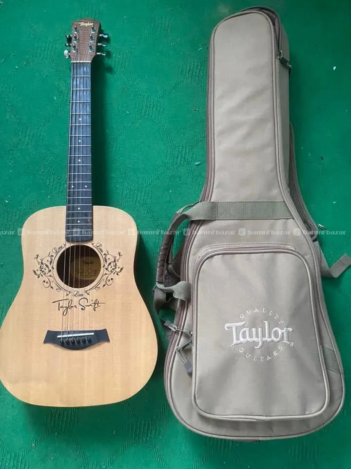 Taylor accoustic guitar at cheap price only 92000 3