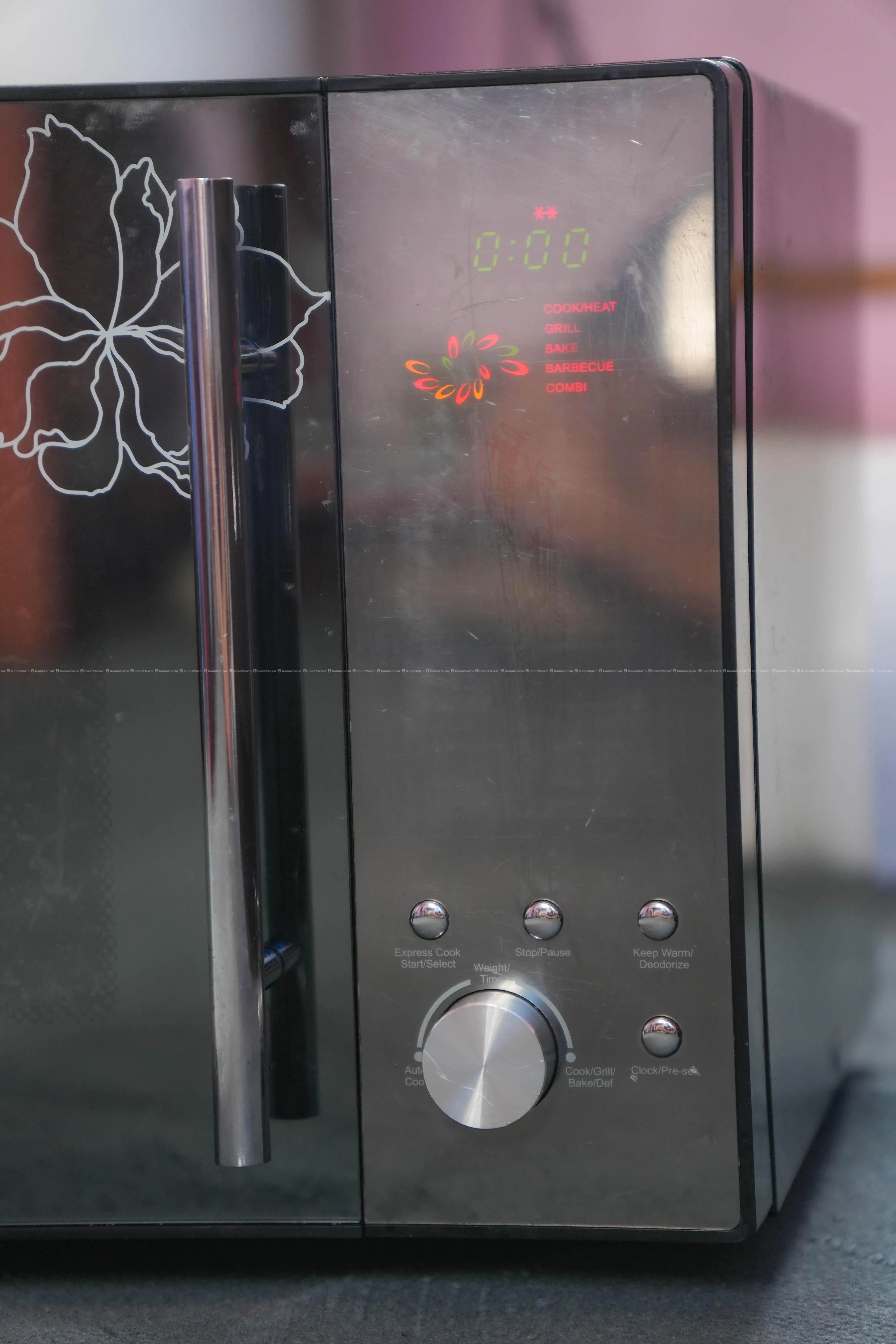CG 30Ltr Microwave Oven With Gril & Convection 4