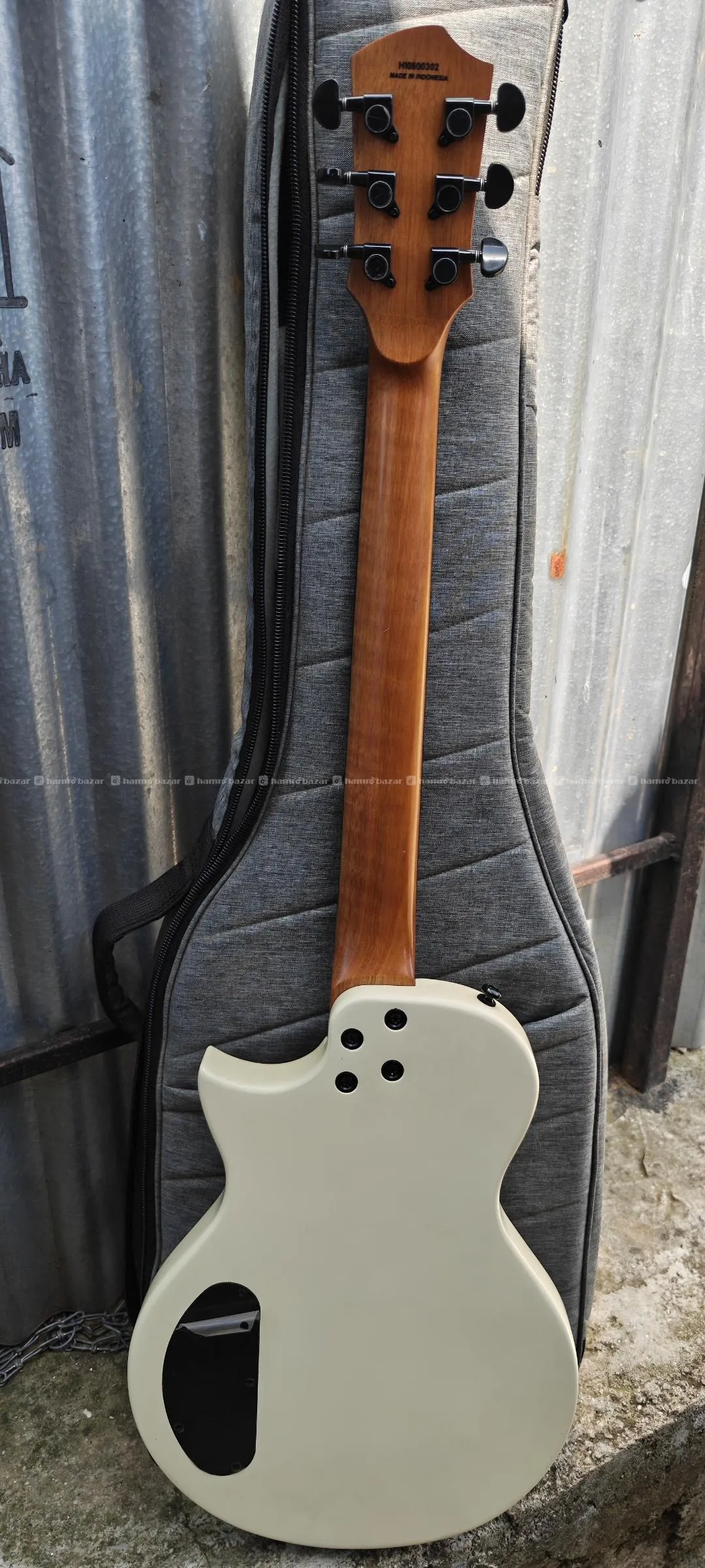 Hex H100 electric guitar 3