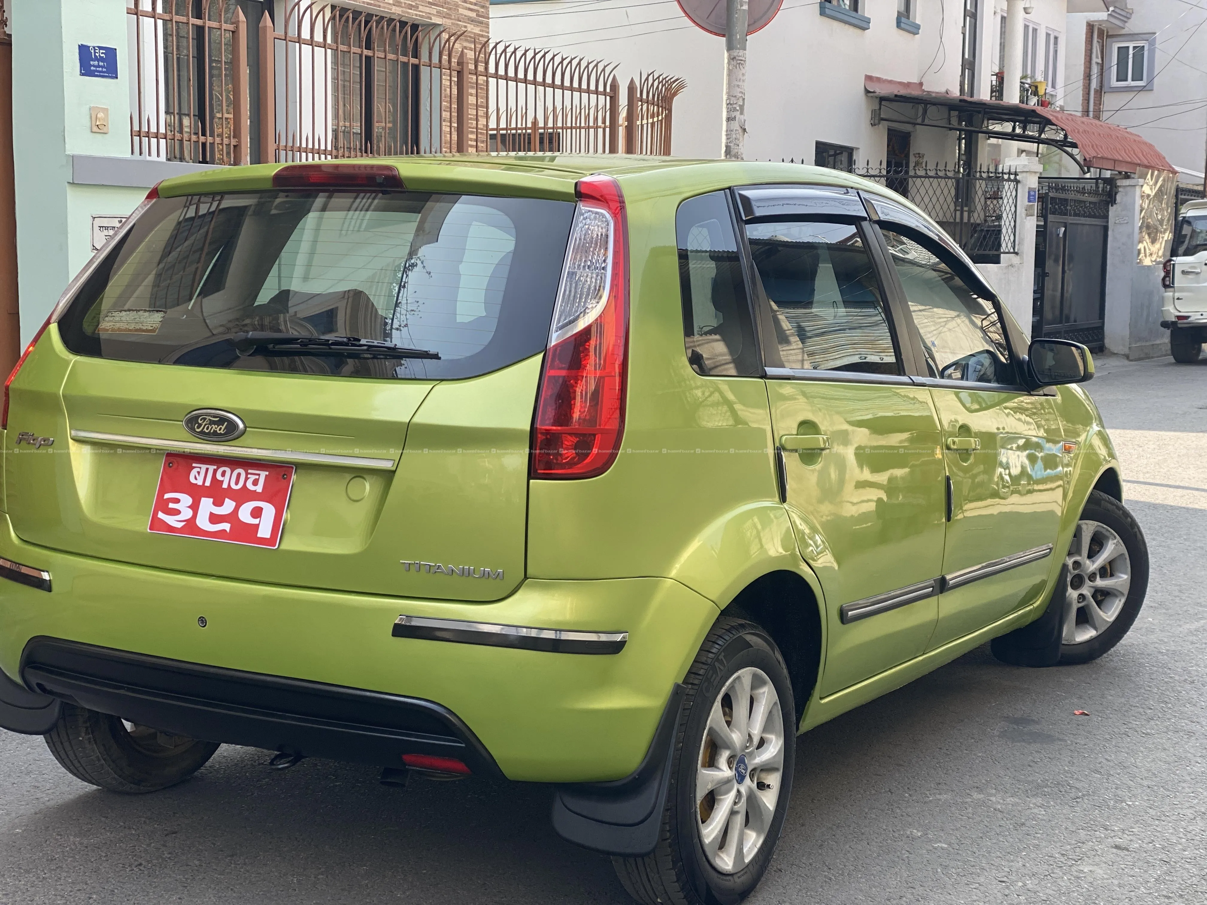 FORD FIGO TITANIUM 2012 MODEL 9851065126 3