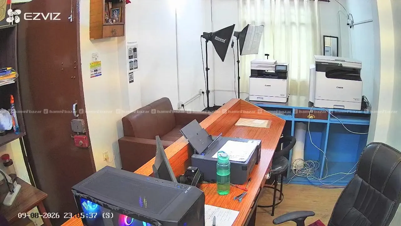 Cyber, Photo Studio Sale _ 10 years of Customers 4