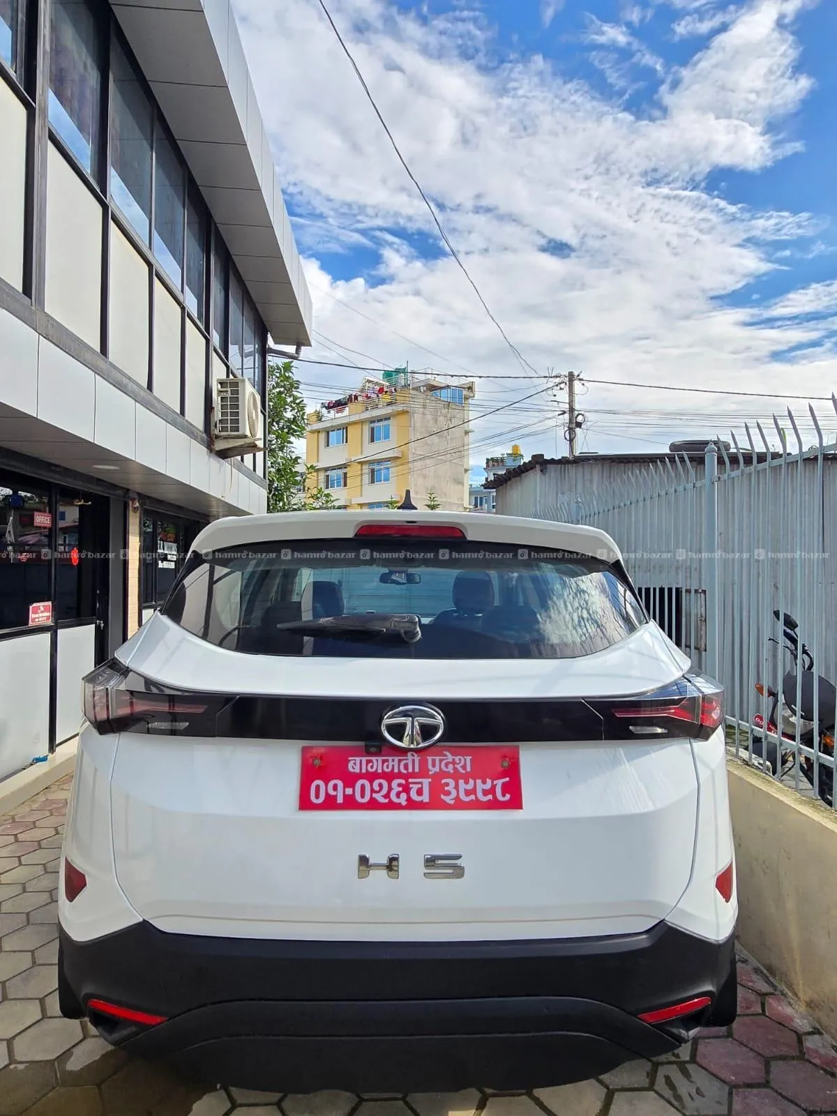 singlehand 2021 tata H5 zx+ 60% finance sunroof 8