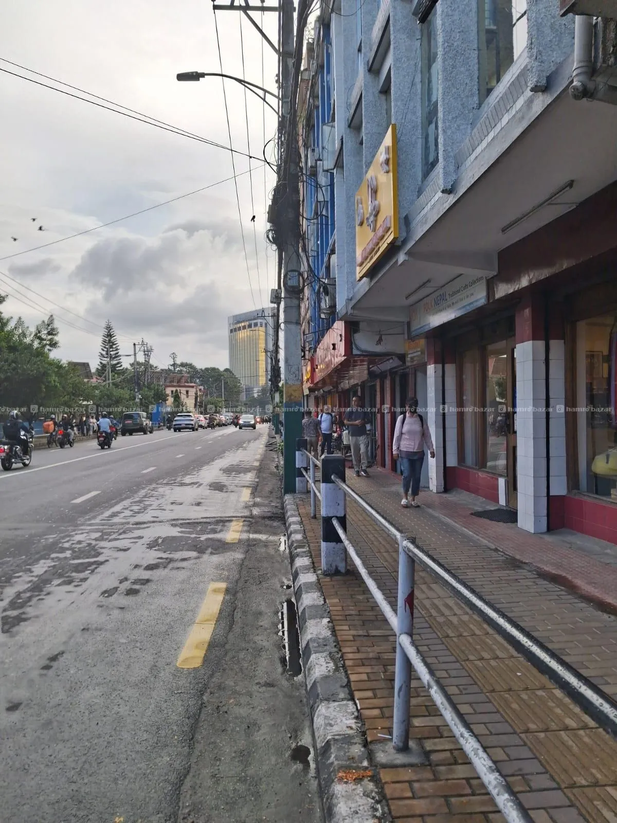 Prime location liquor shop & space sale 4