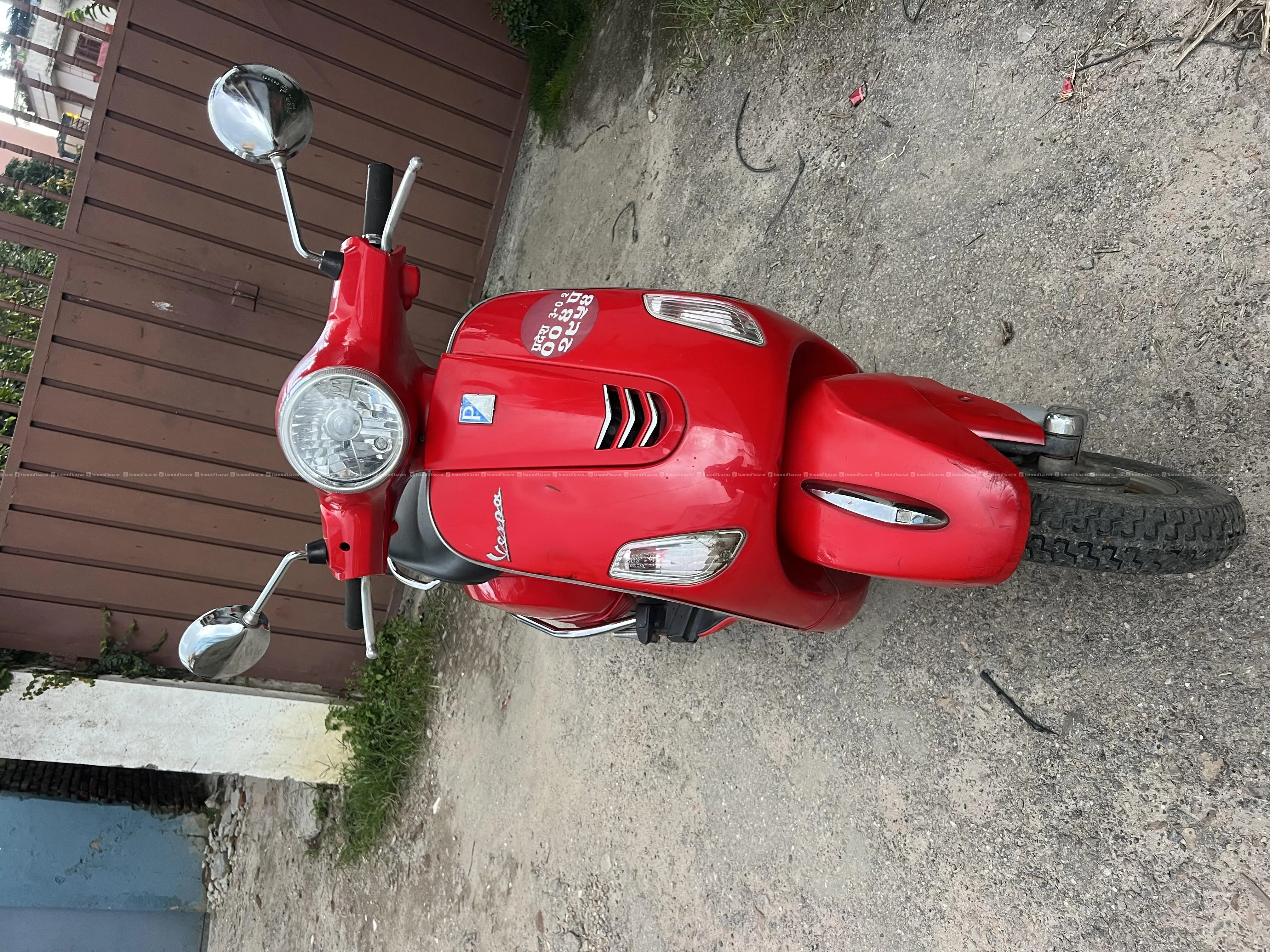 vespa scooter on sell 5
