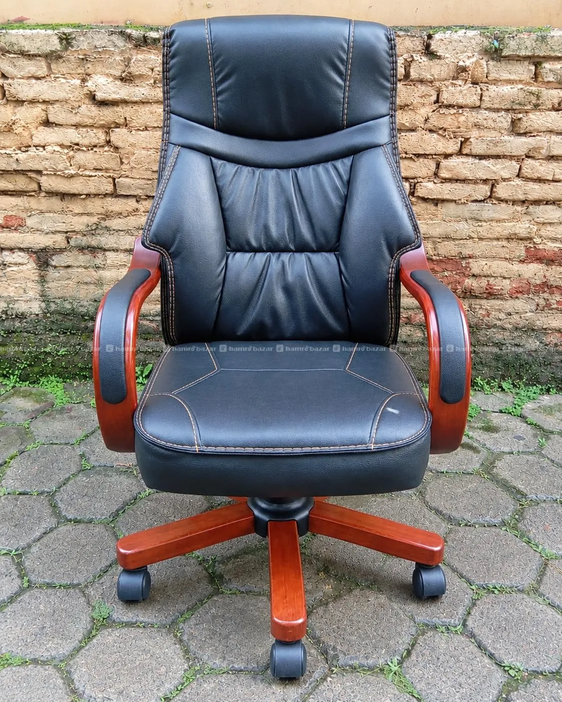 Executive Chair /Adjustable Revolving Office Chair