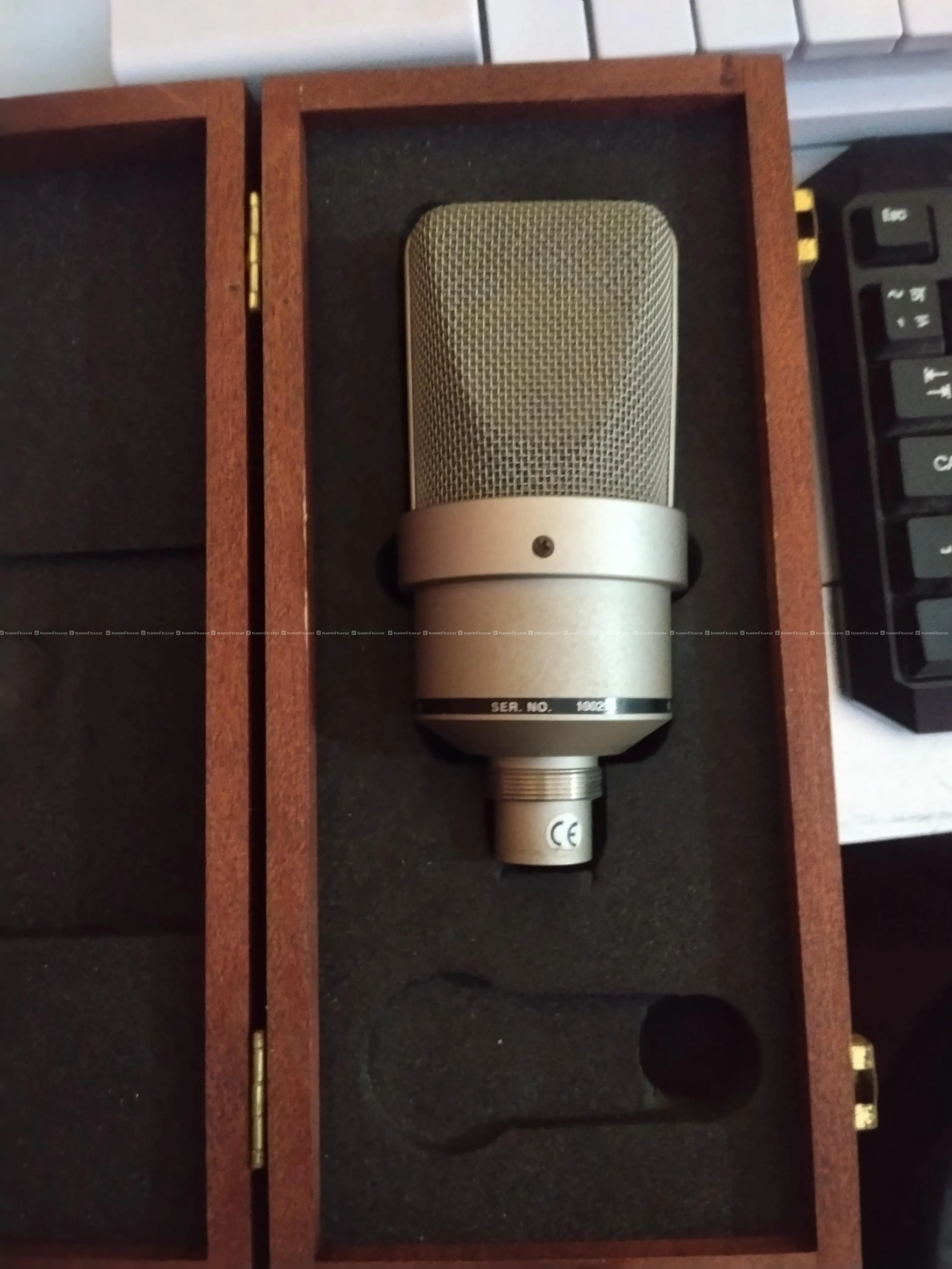 neuman TLM 103 mic co.no.98000694008 2