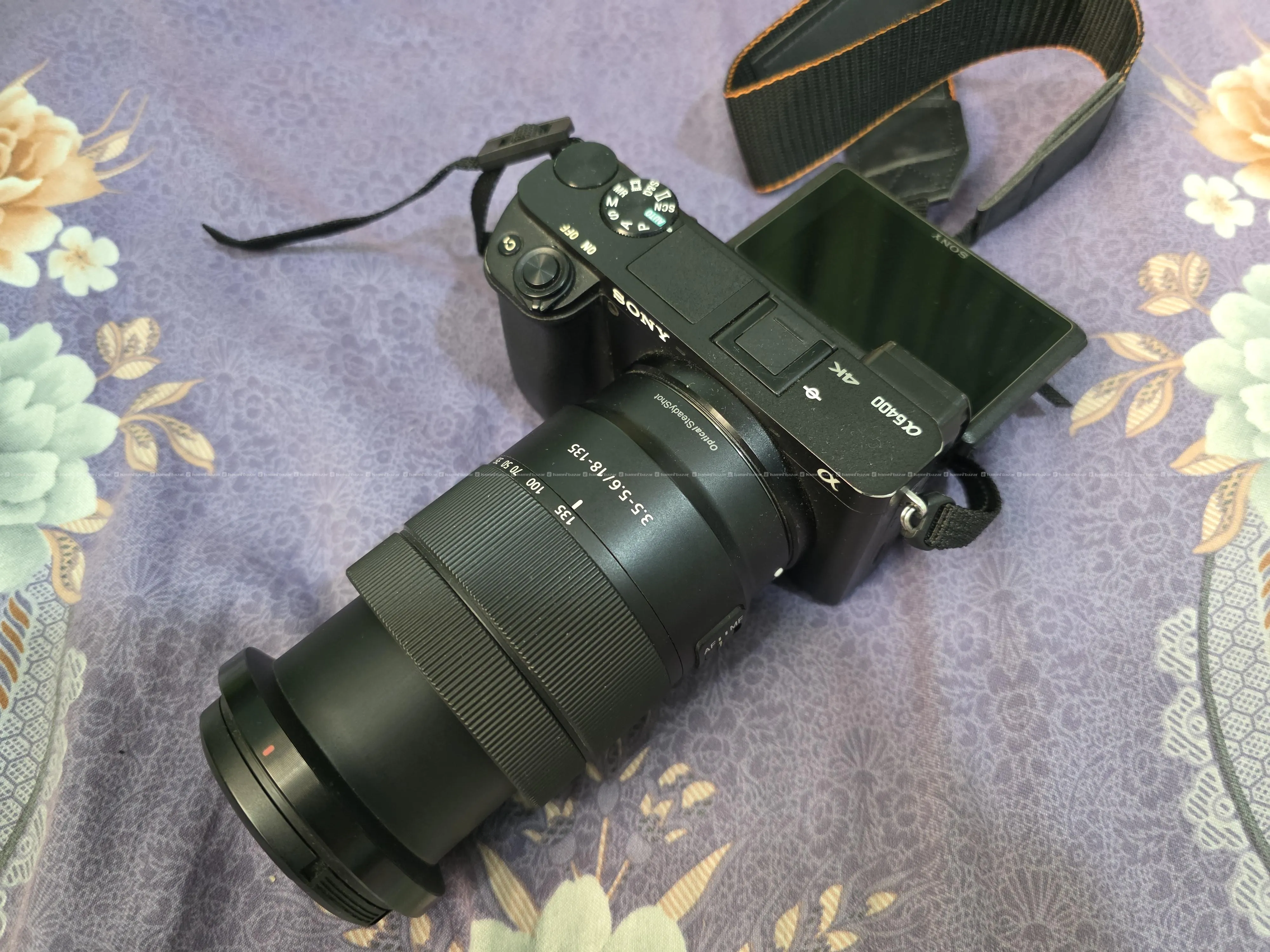 Sony A6400 with 18-135 Lens 2
