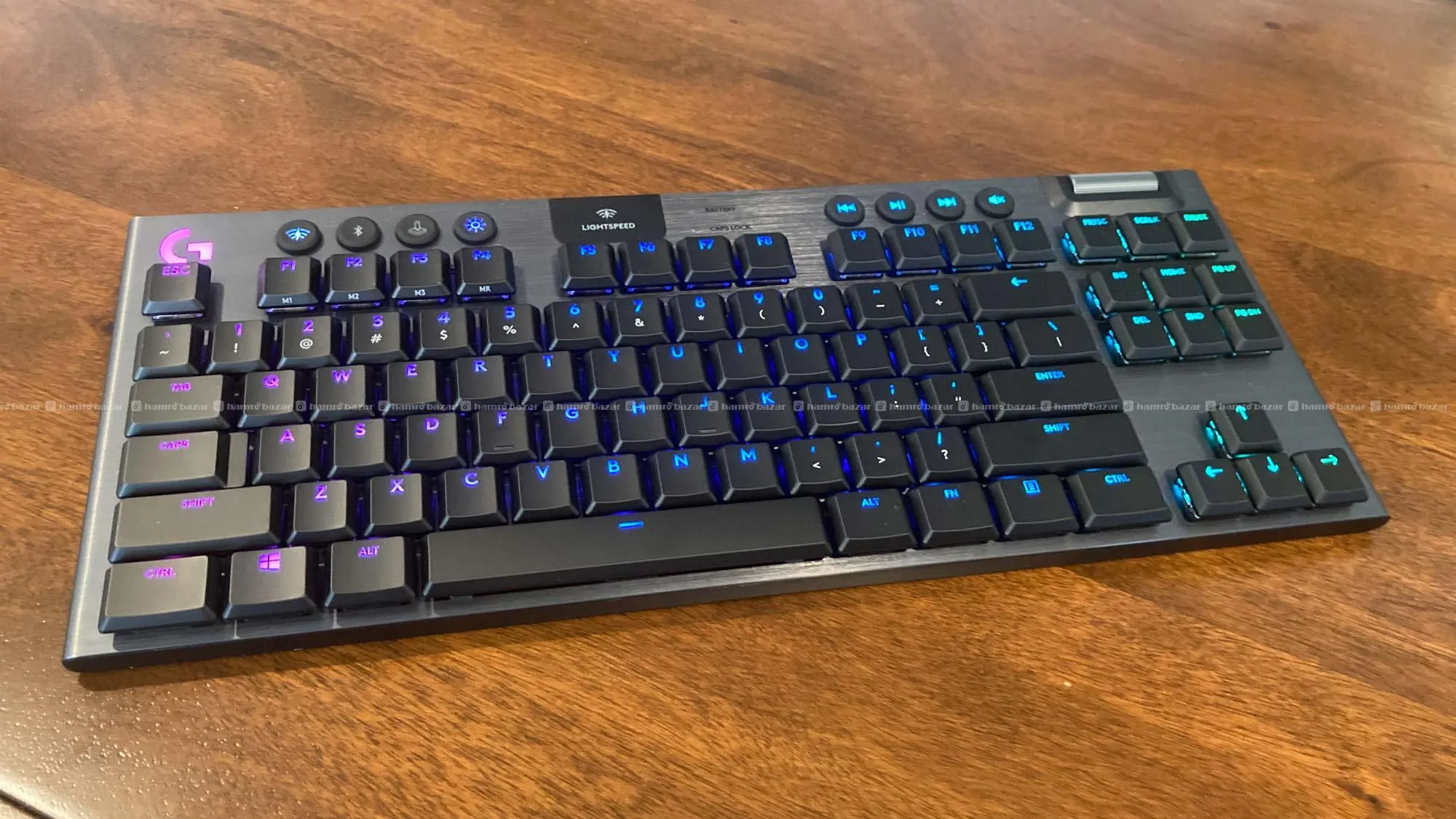 Logitech G915tkl wireless gaming keyboard 3
