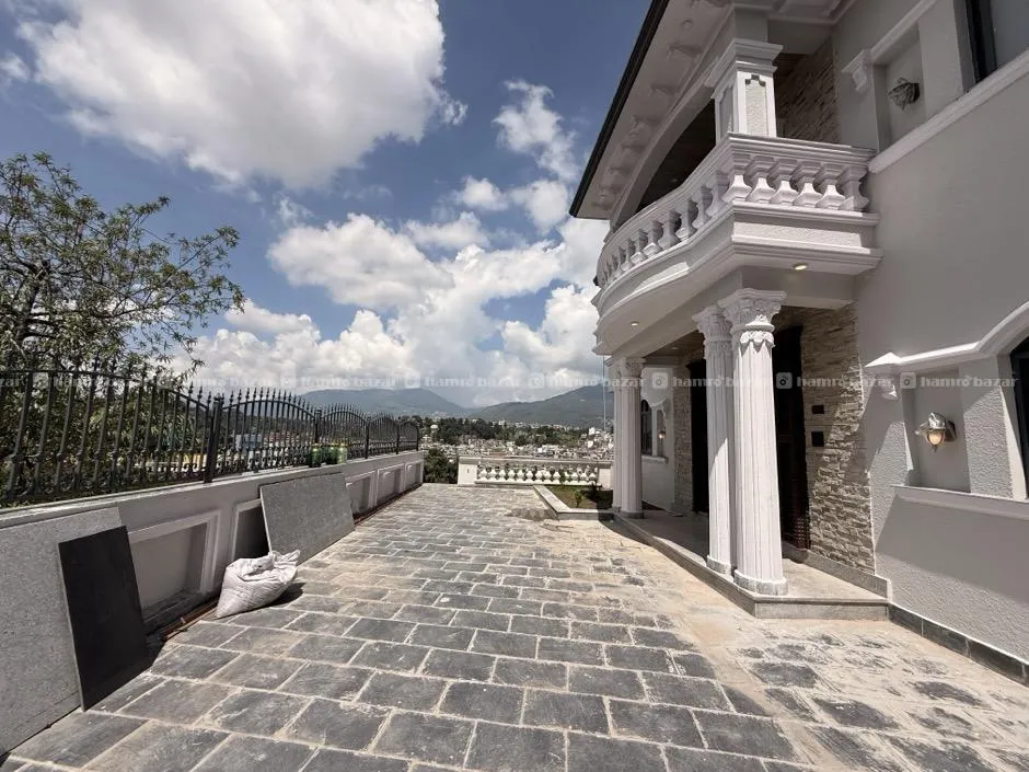 East and South Face House on sale in Kapan 5