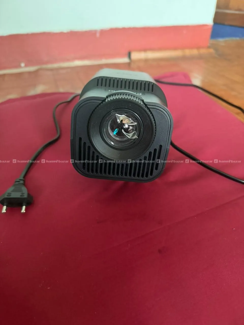 Hy320 mini Projector 4