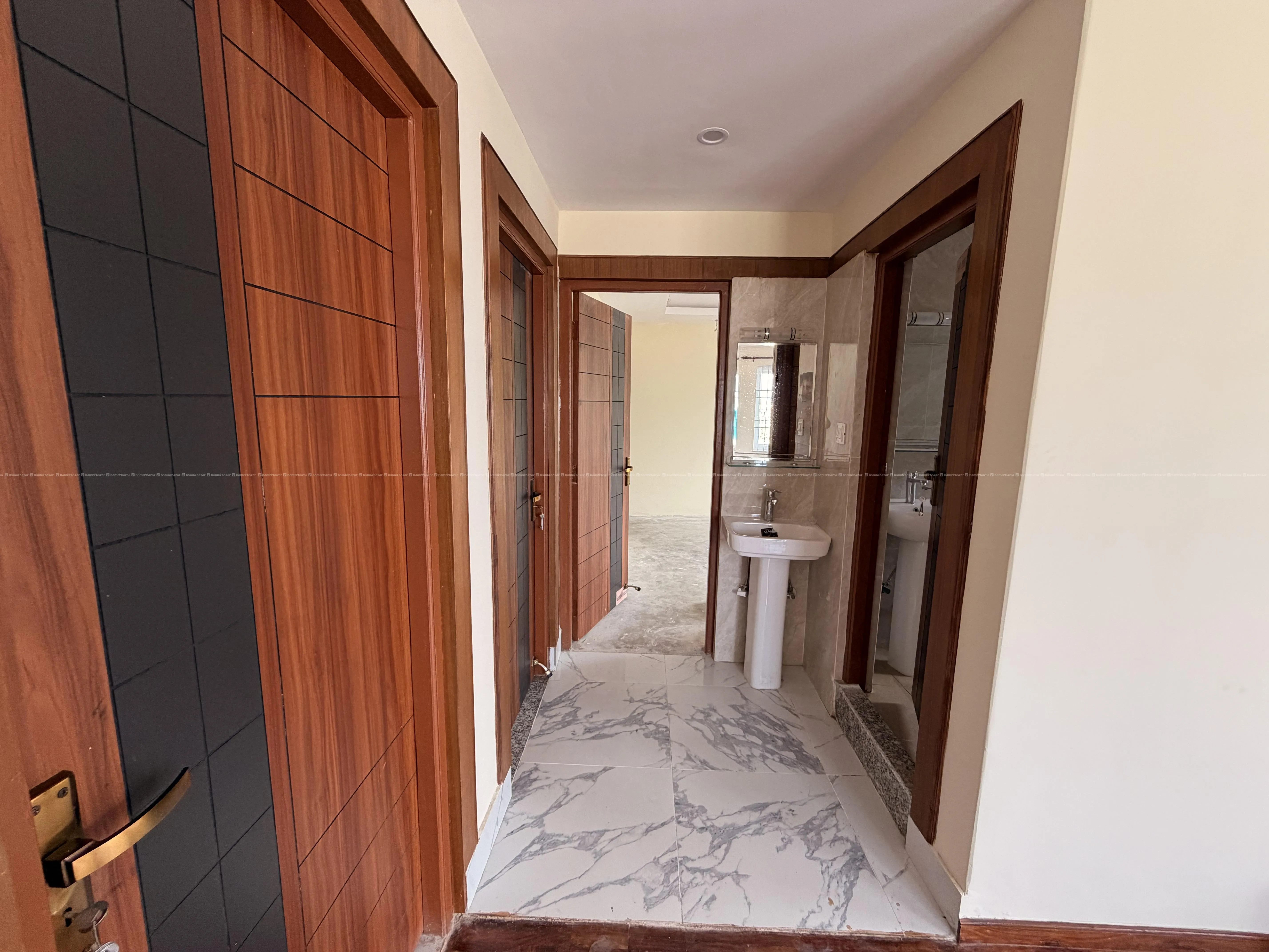 2BHK Flat Rent at Bhaisepati 4