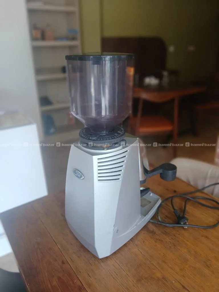 Fiorenzato F64 E Commercial Espresso Grinder 4