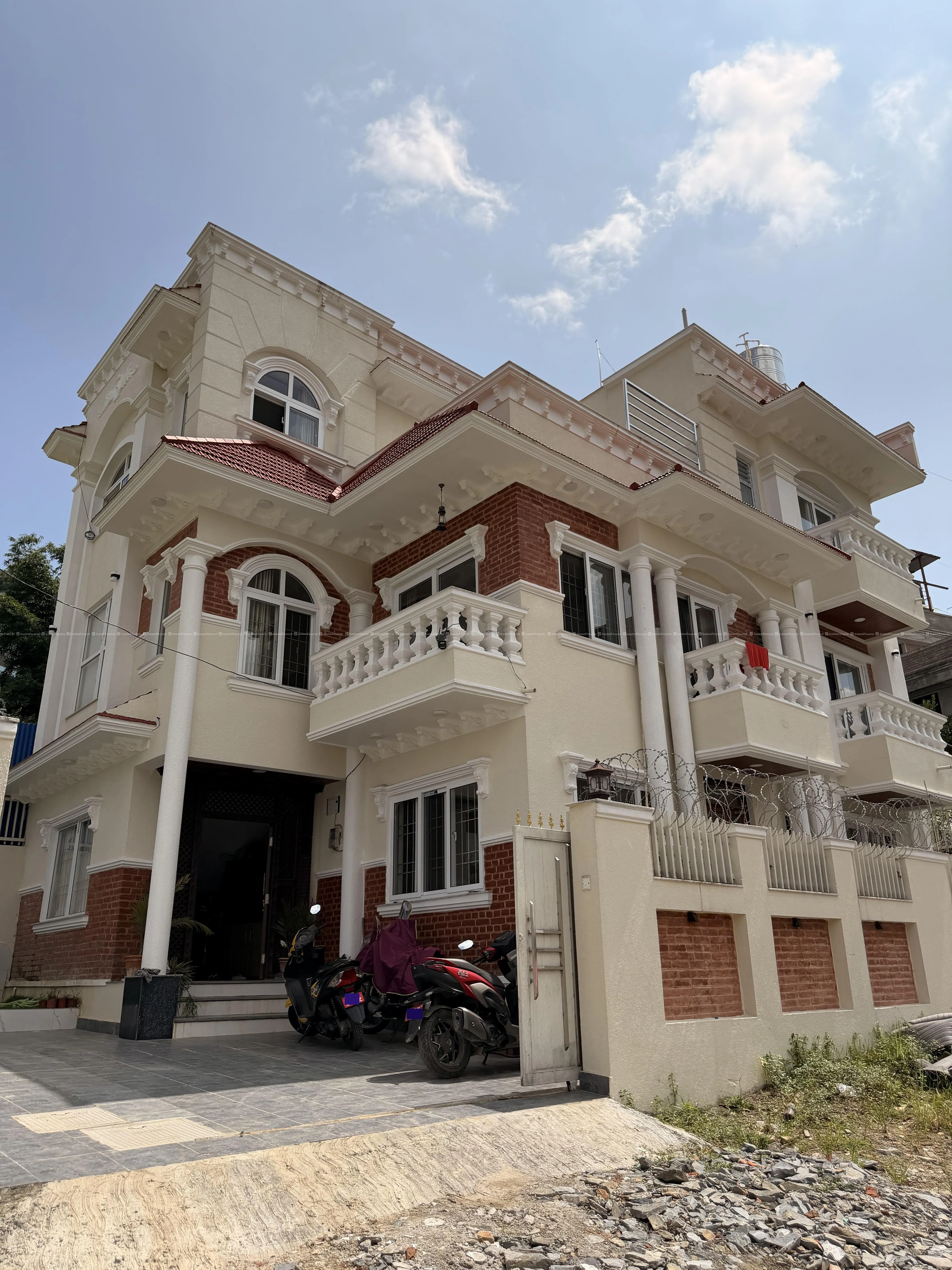 2BHK Flat Rent at Bhaisepati 6