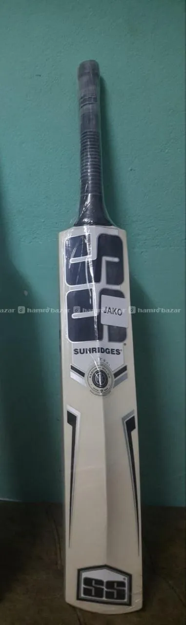 SS Deuce Cricket Bat 2