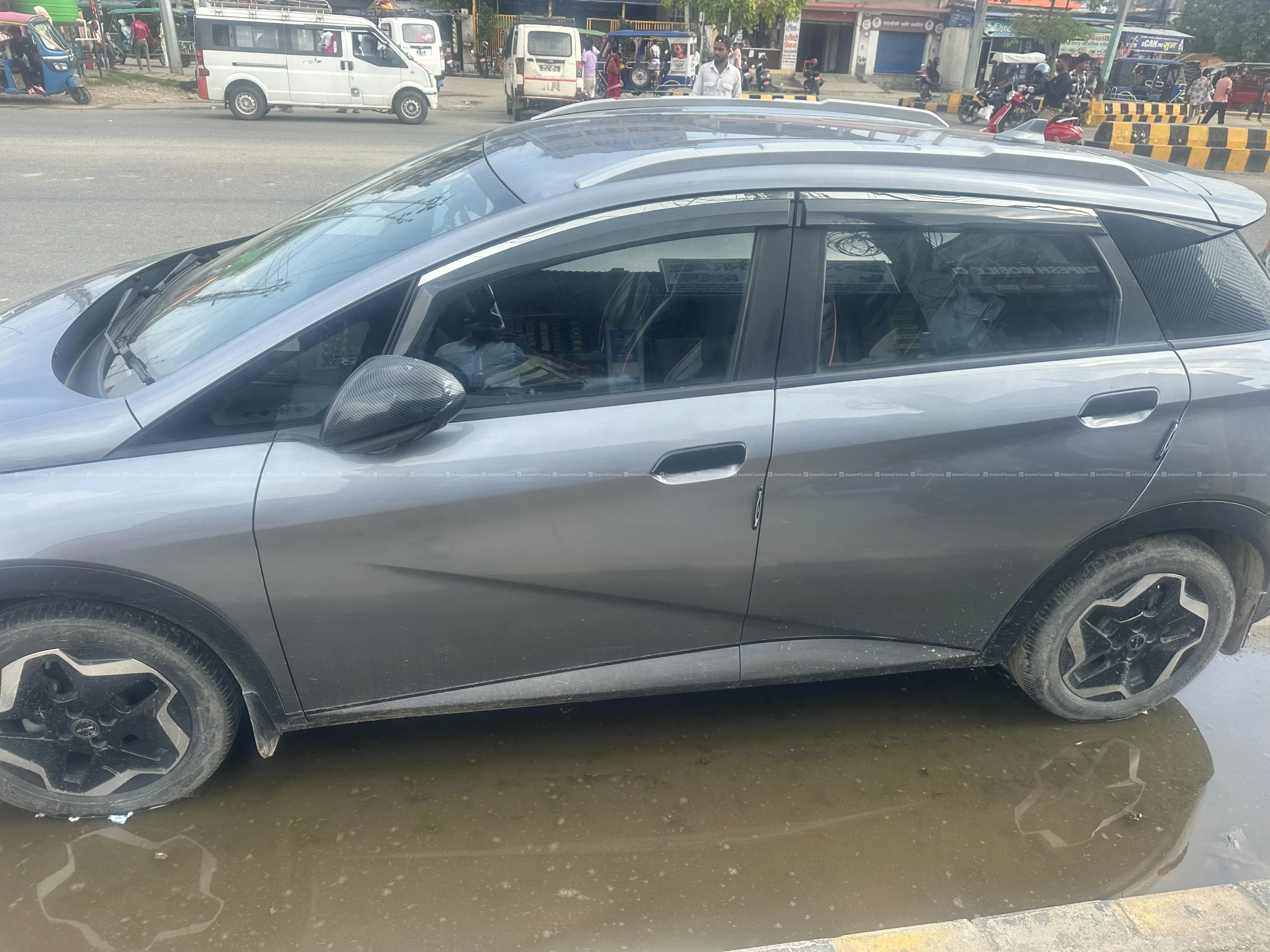 byd dolphin 2024 model grey 4