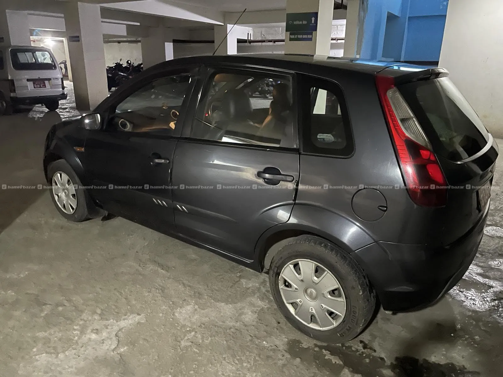 Ford Figo ZXI 3