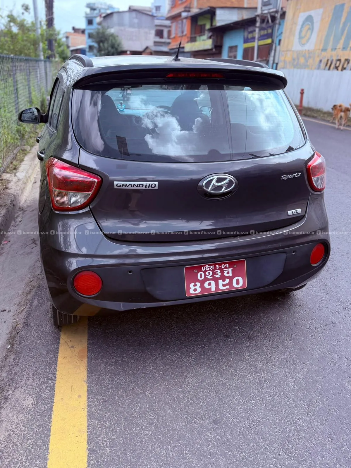 Grand i10 Sportz Single Handed 3