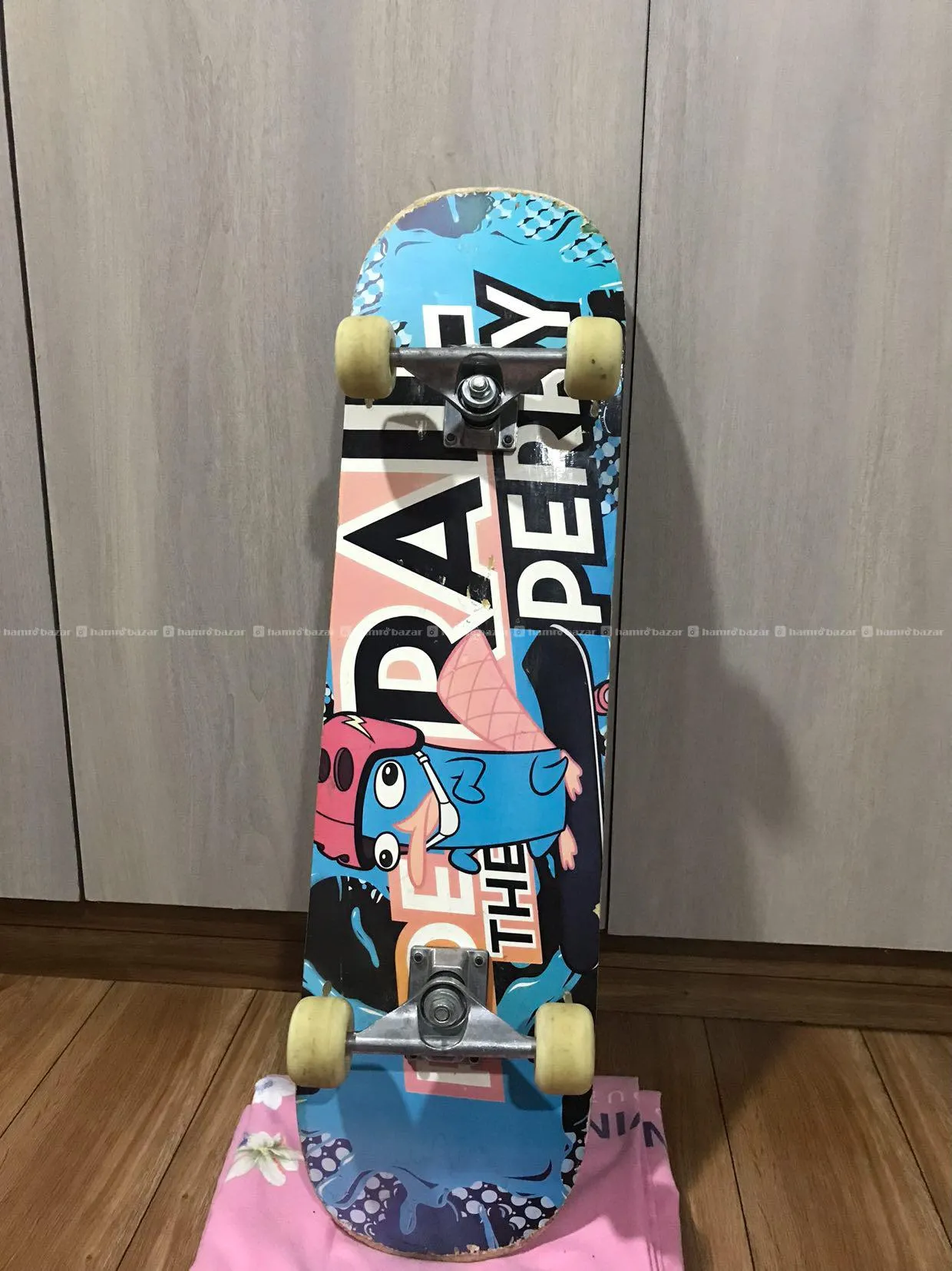 skateboard