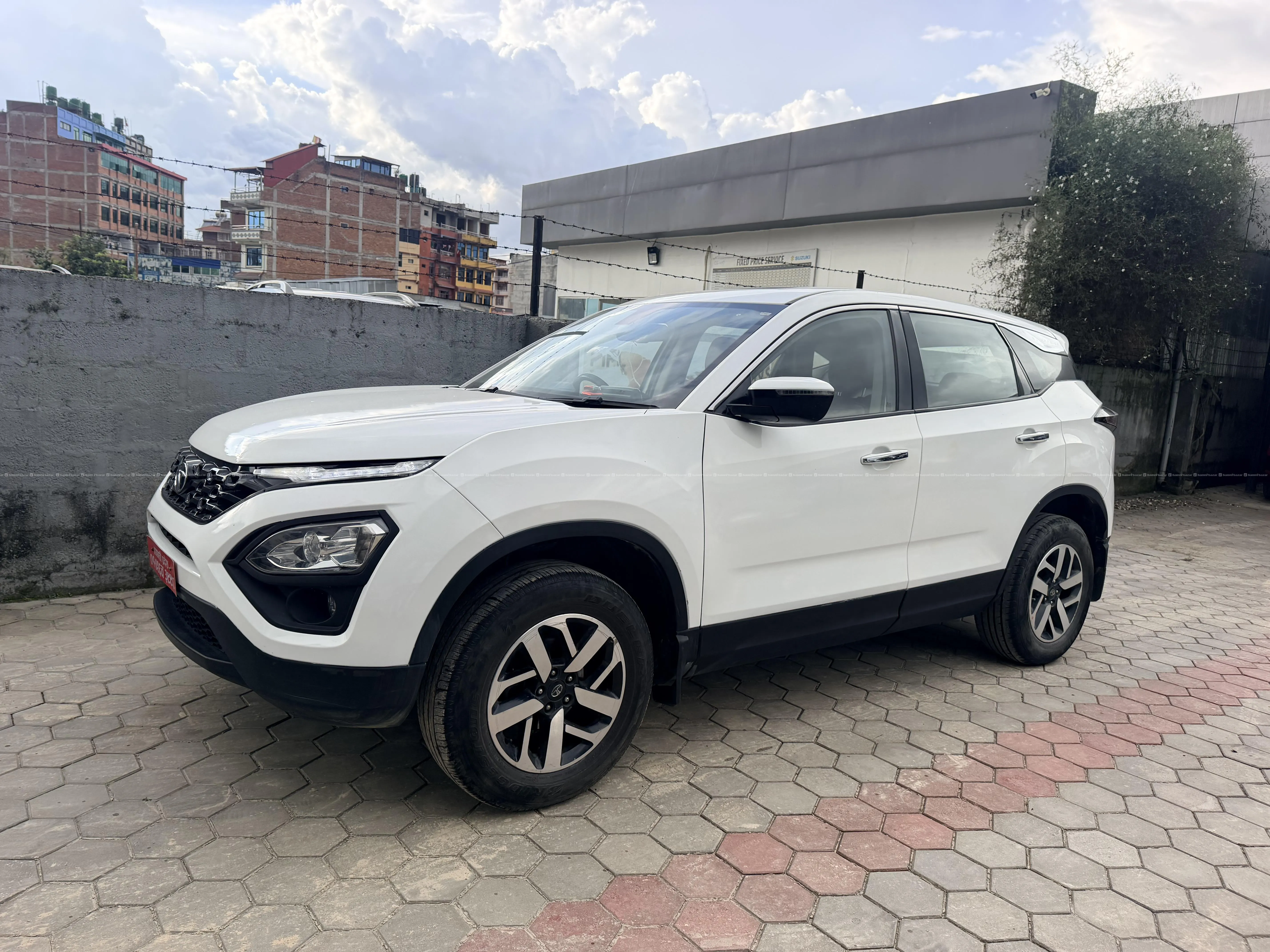 singlehand 2021 tata H5 sunroof 4WD 60% finance 4