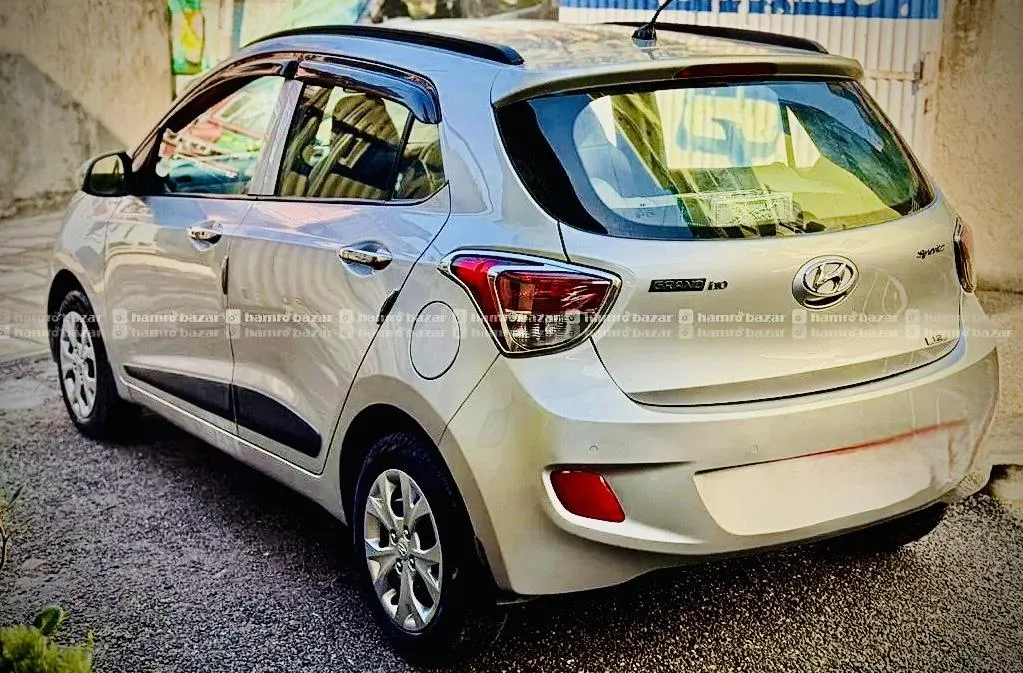 hyundai grand i10 sports 4