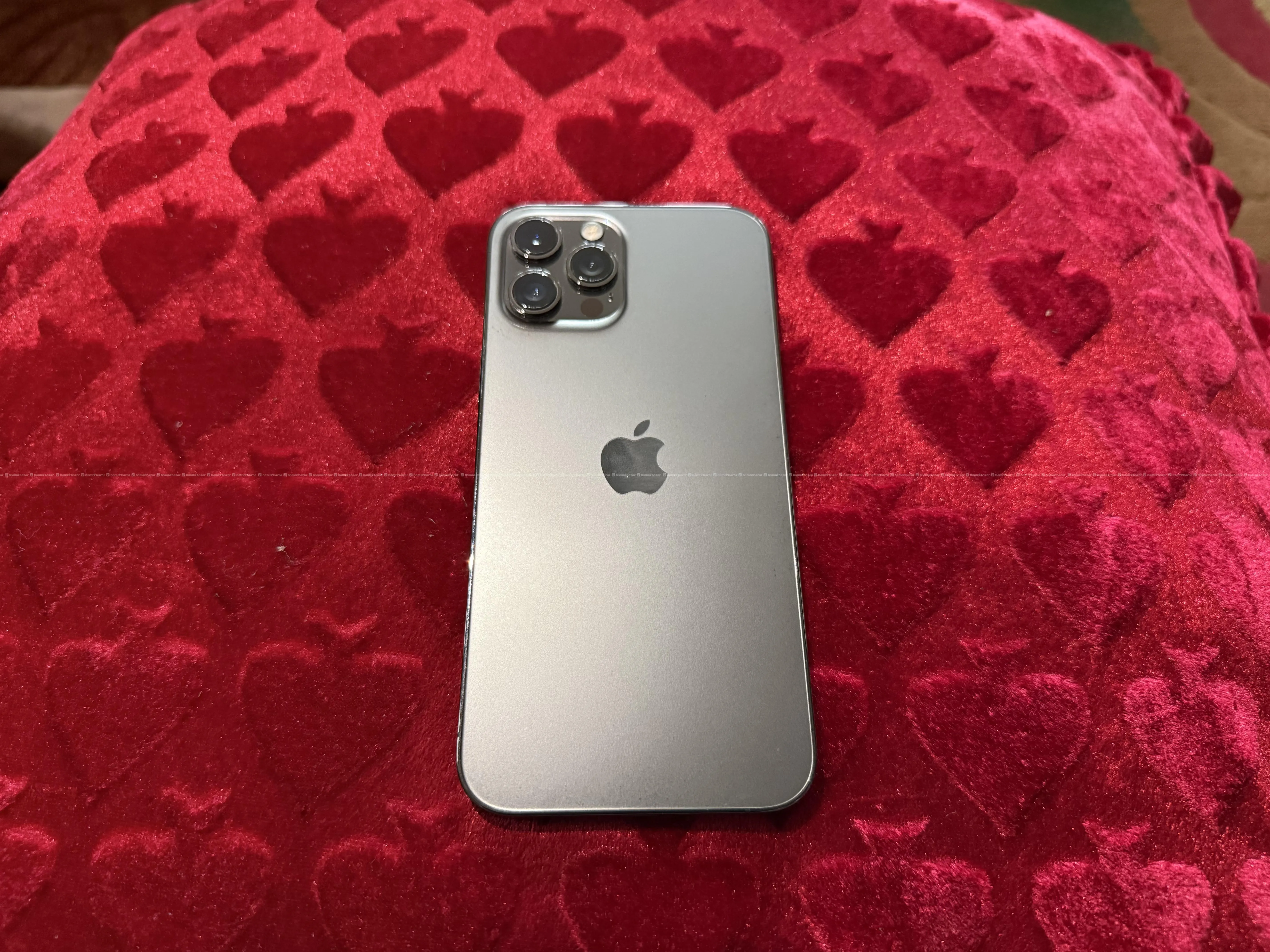 iPhone 12 Pro Max 2