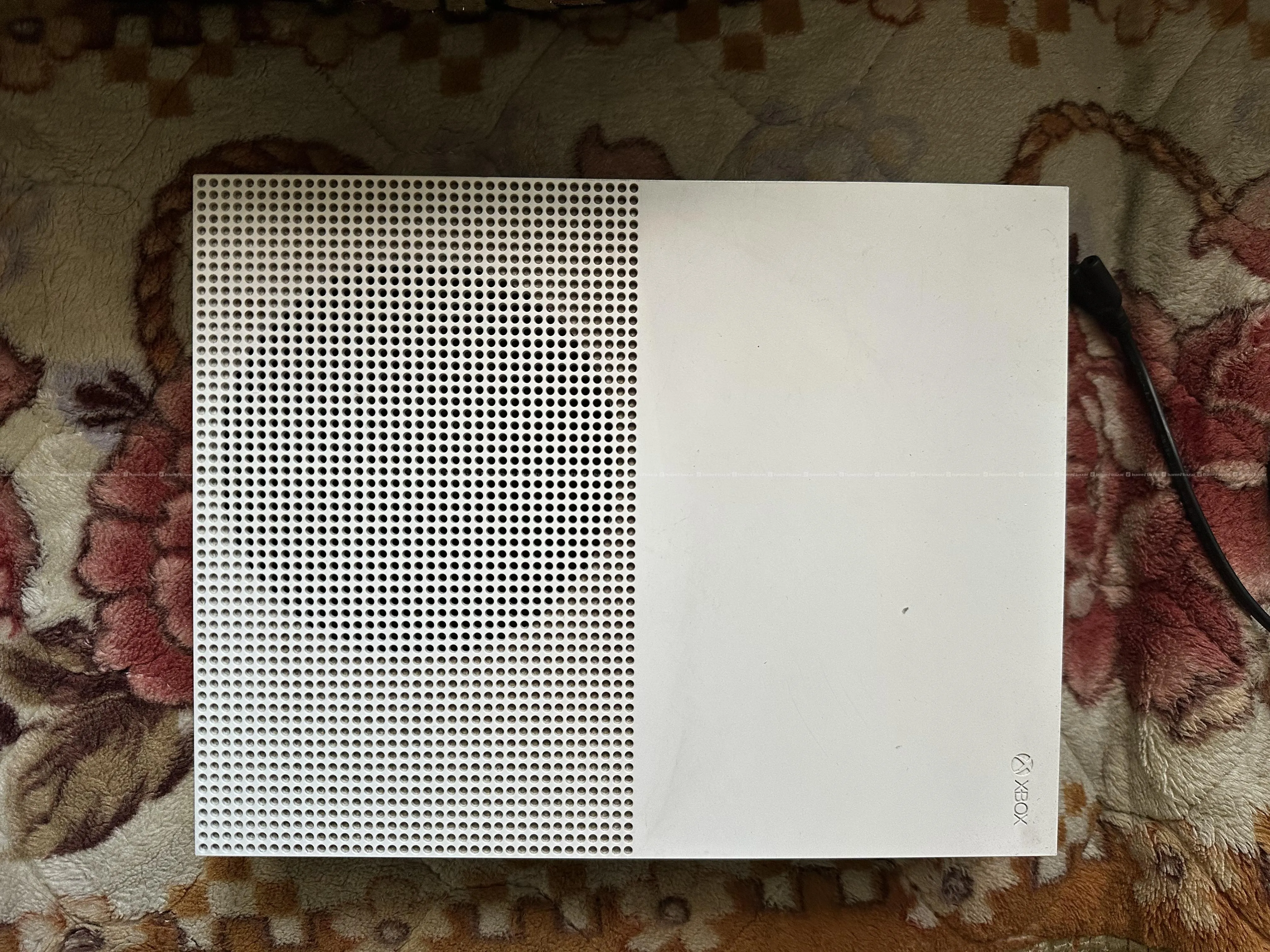 Xbox One S (1tb) 3