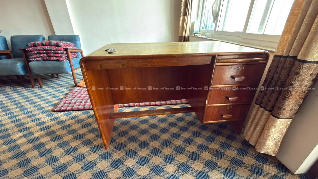 Table for sale 4